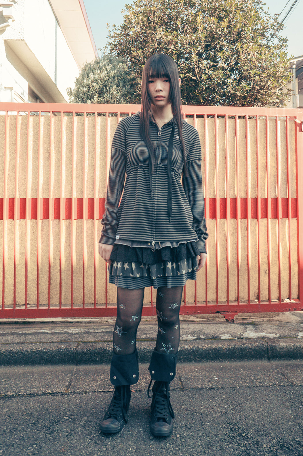 Stripe babydoll hoodie zip-up (Charcoal)