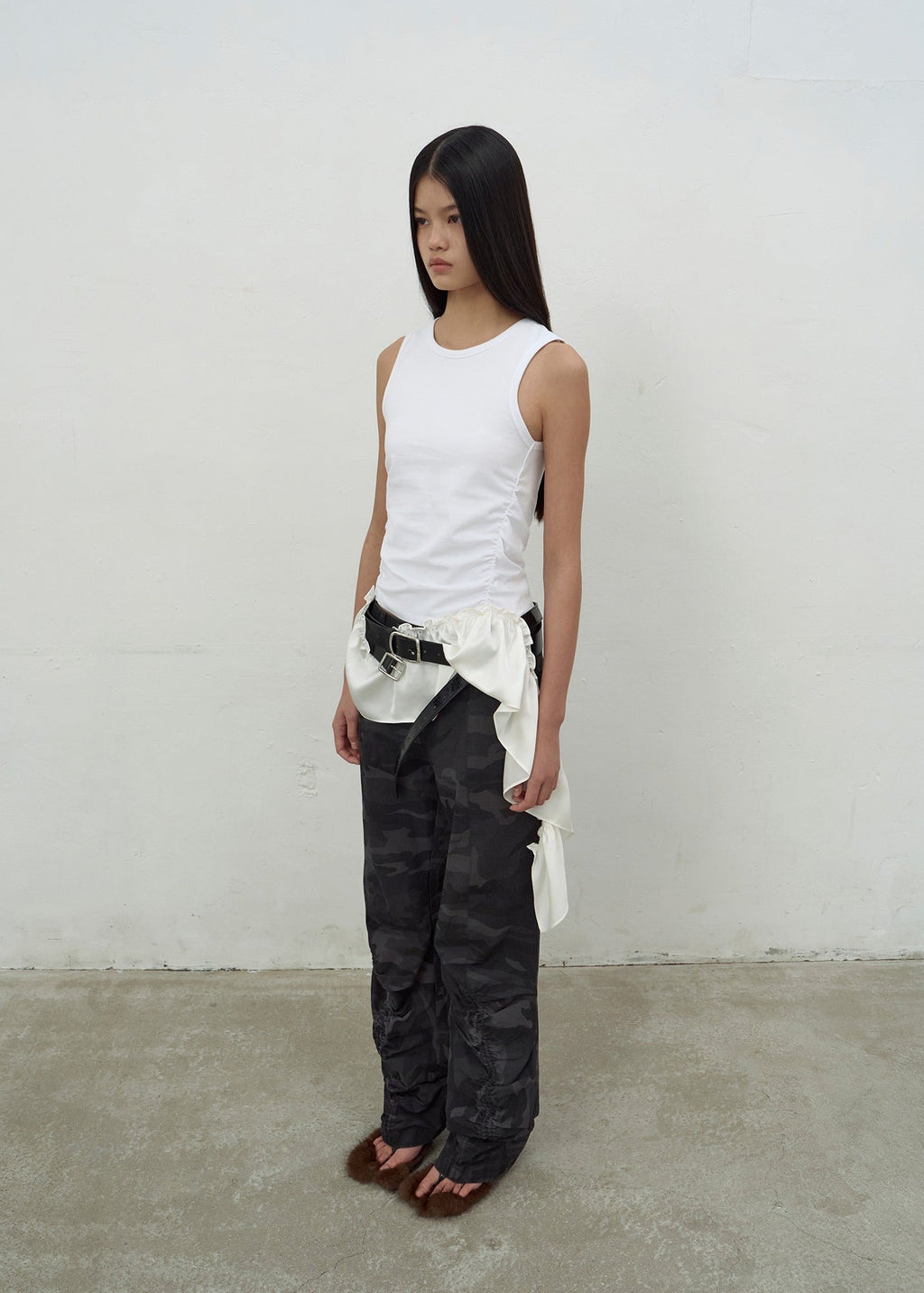 SATIN FRILL SLEEVELESS TOP (WHITE)