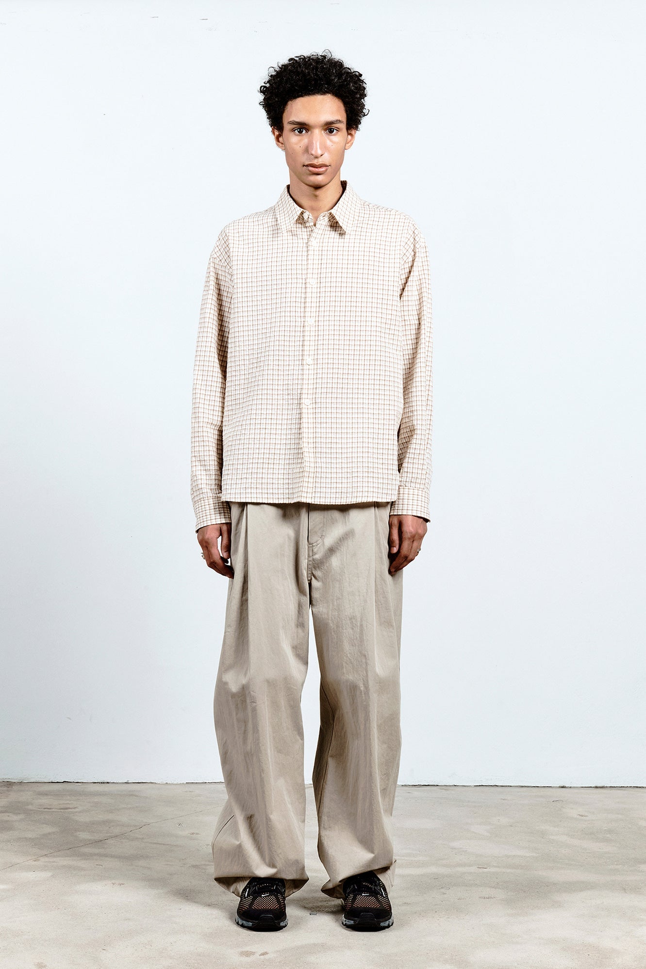 Banding Waist Double Pleated Trousers / 2 Color