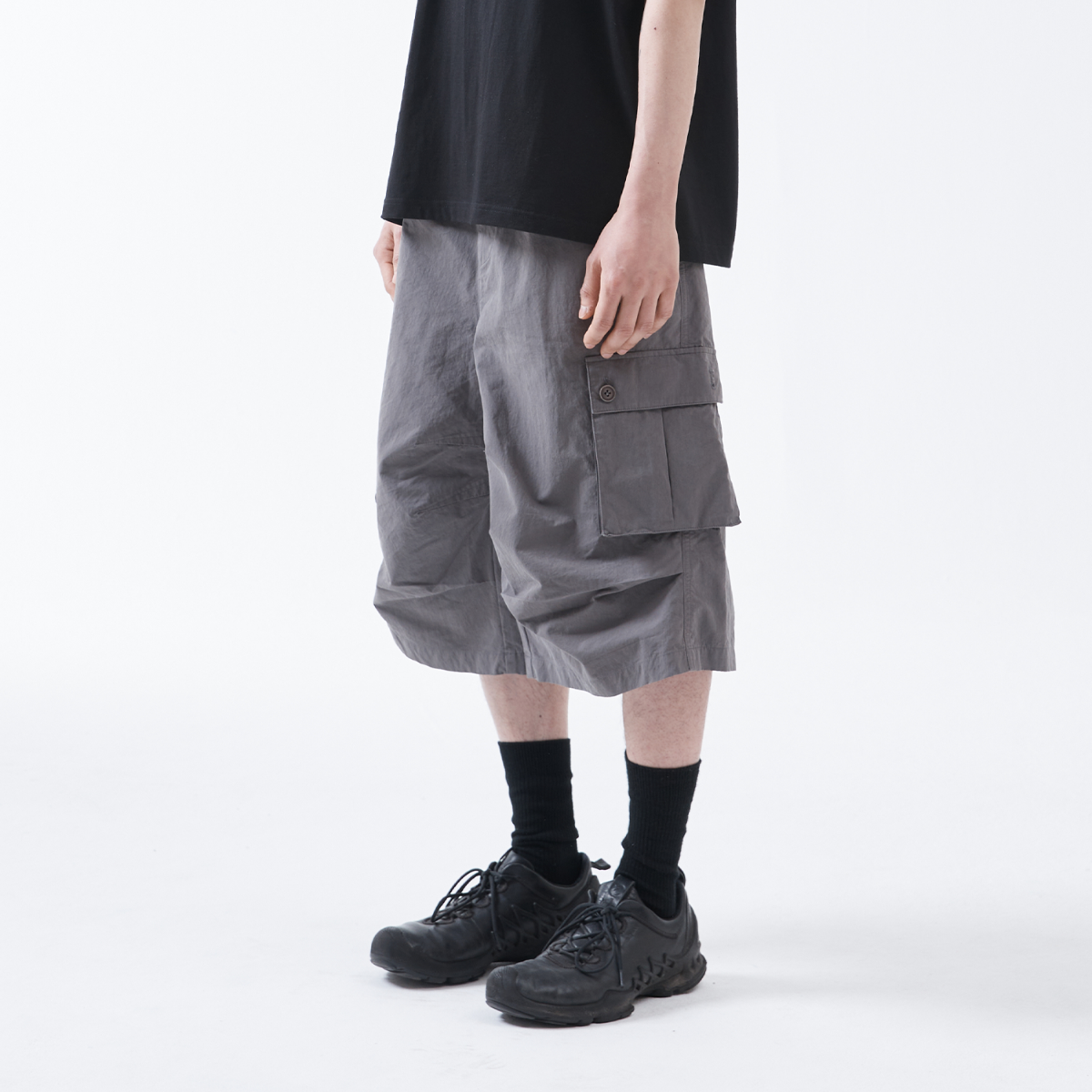 TCM easy cargo half pants (charcoal)