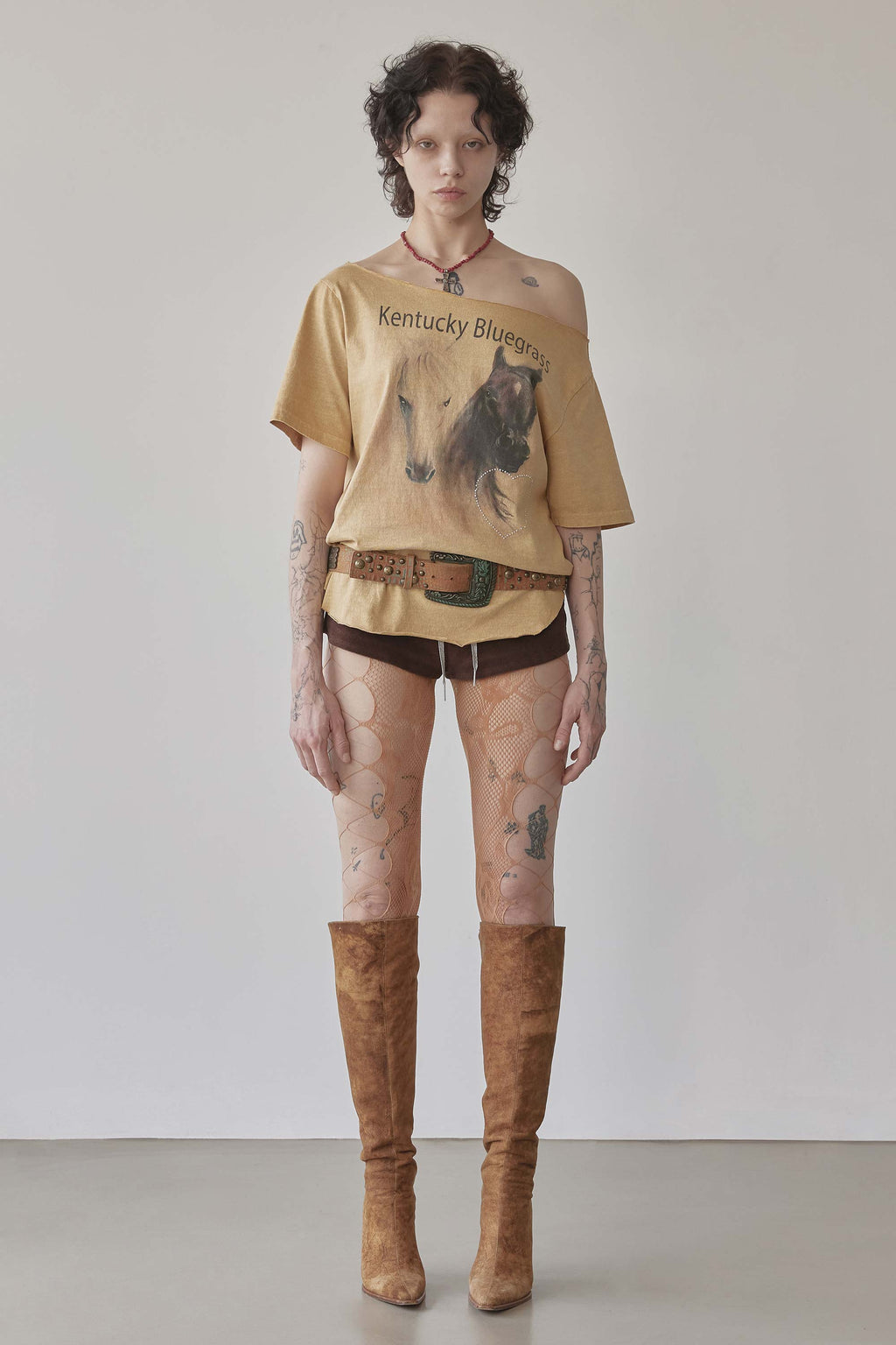 Sheriff Cut Out Tee Yellow