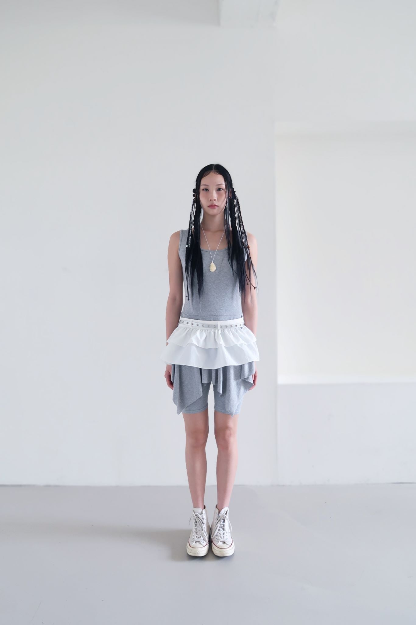 FRILL LAP SKIRT (WHITE)