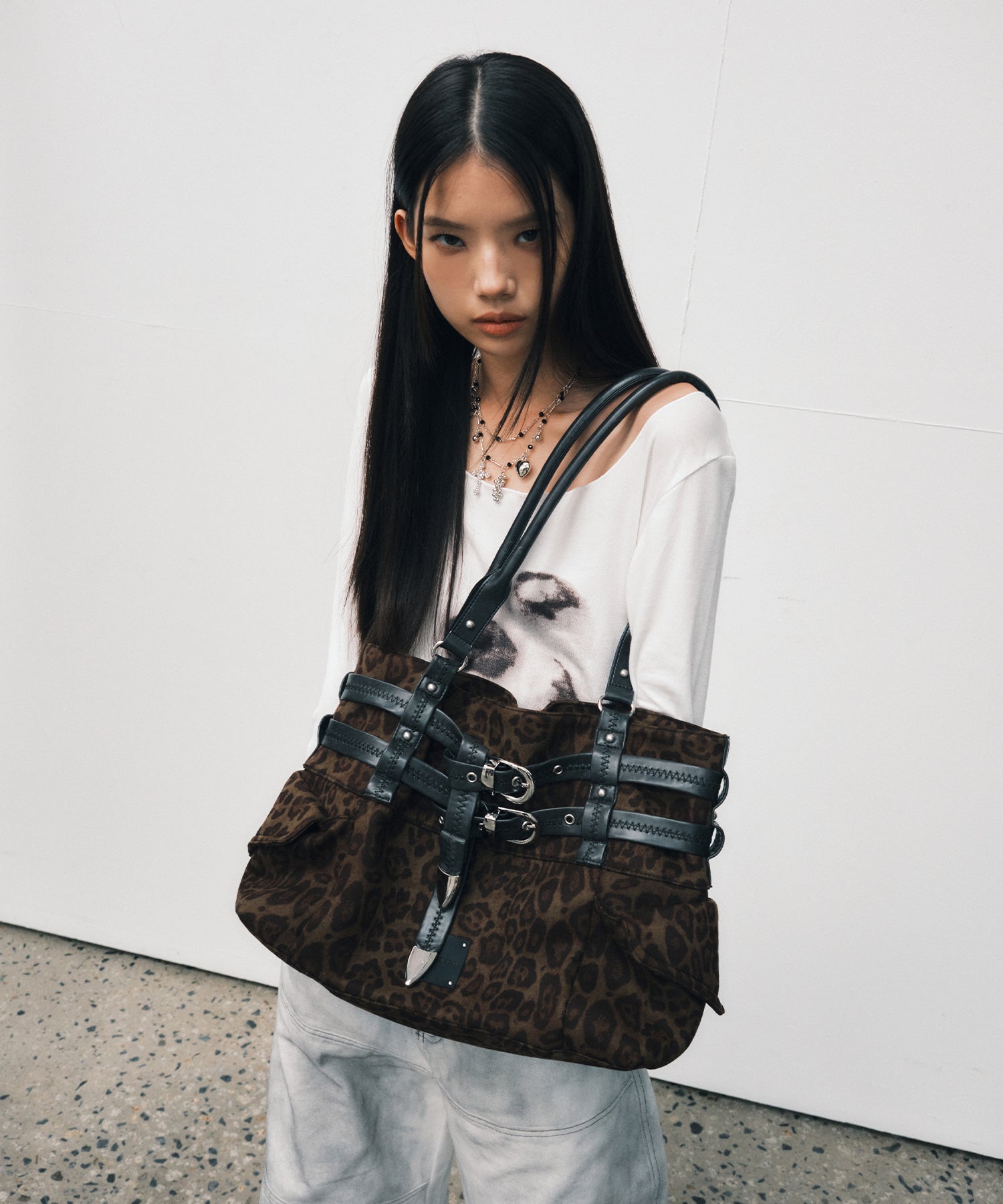 Nexie 넥시_ Leopard Khaki