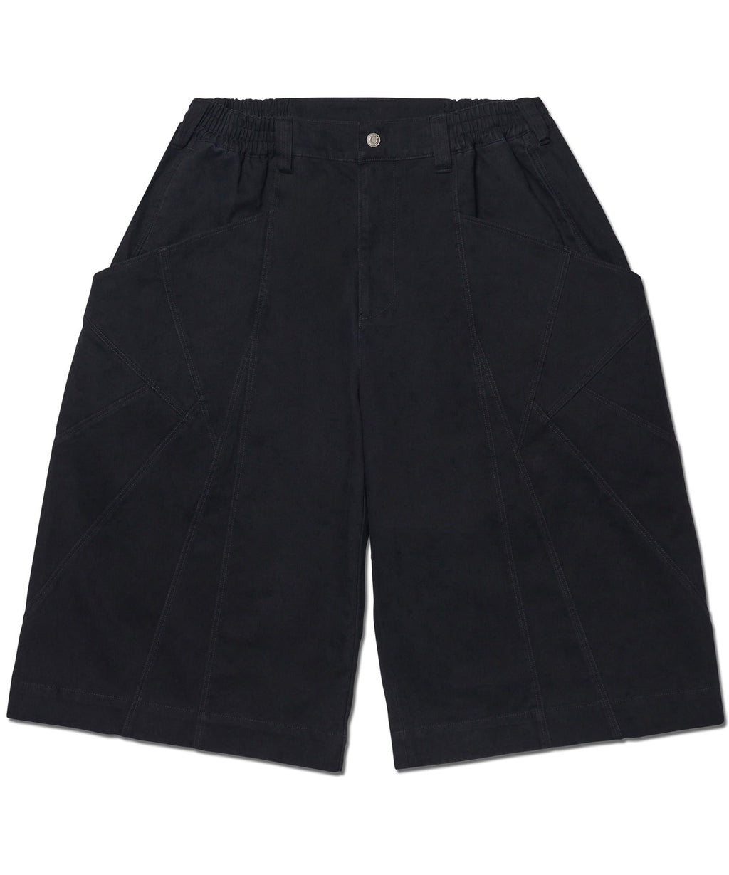 DIAGONAL POCKET BERMUDA PANTS / 2 COLOR