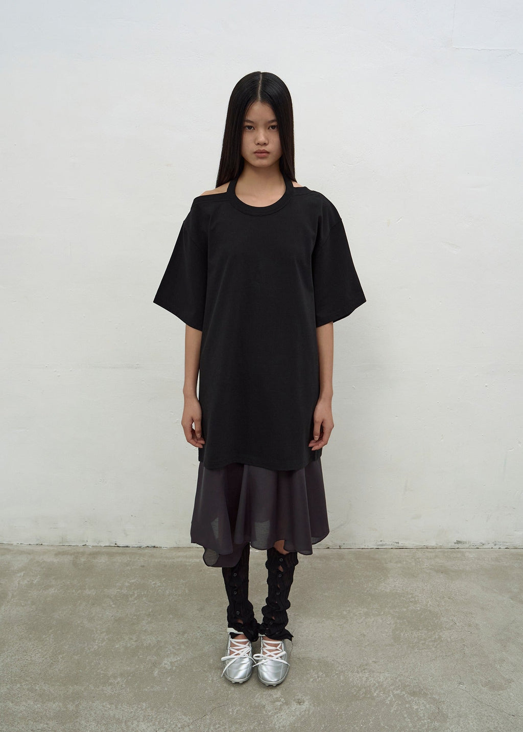 HALTERNECK OVERSIZED T-SHIRT (BLACK)