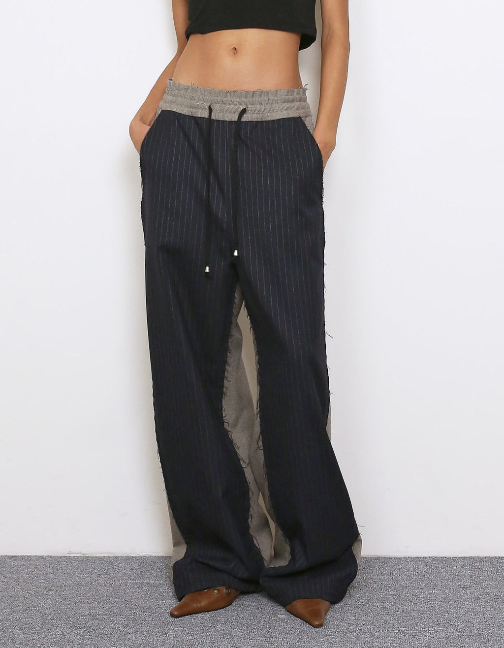 FRONT STRIPE EFFORTLESS PANTS