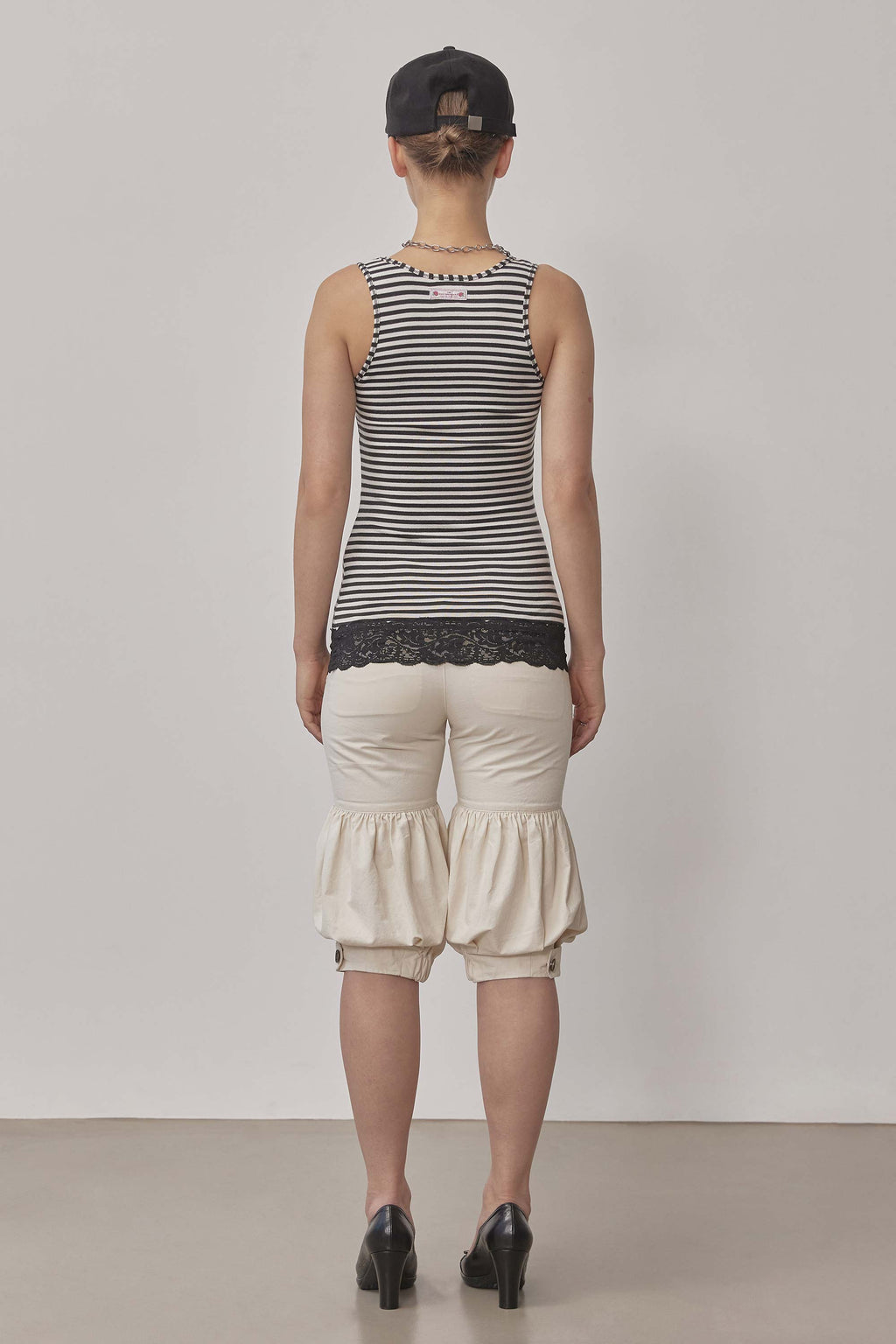 Lace Trimming Tank Top Ivory/Black