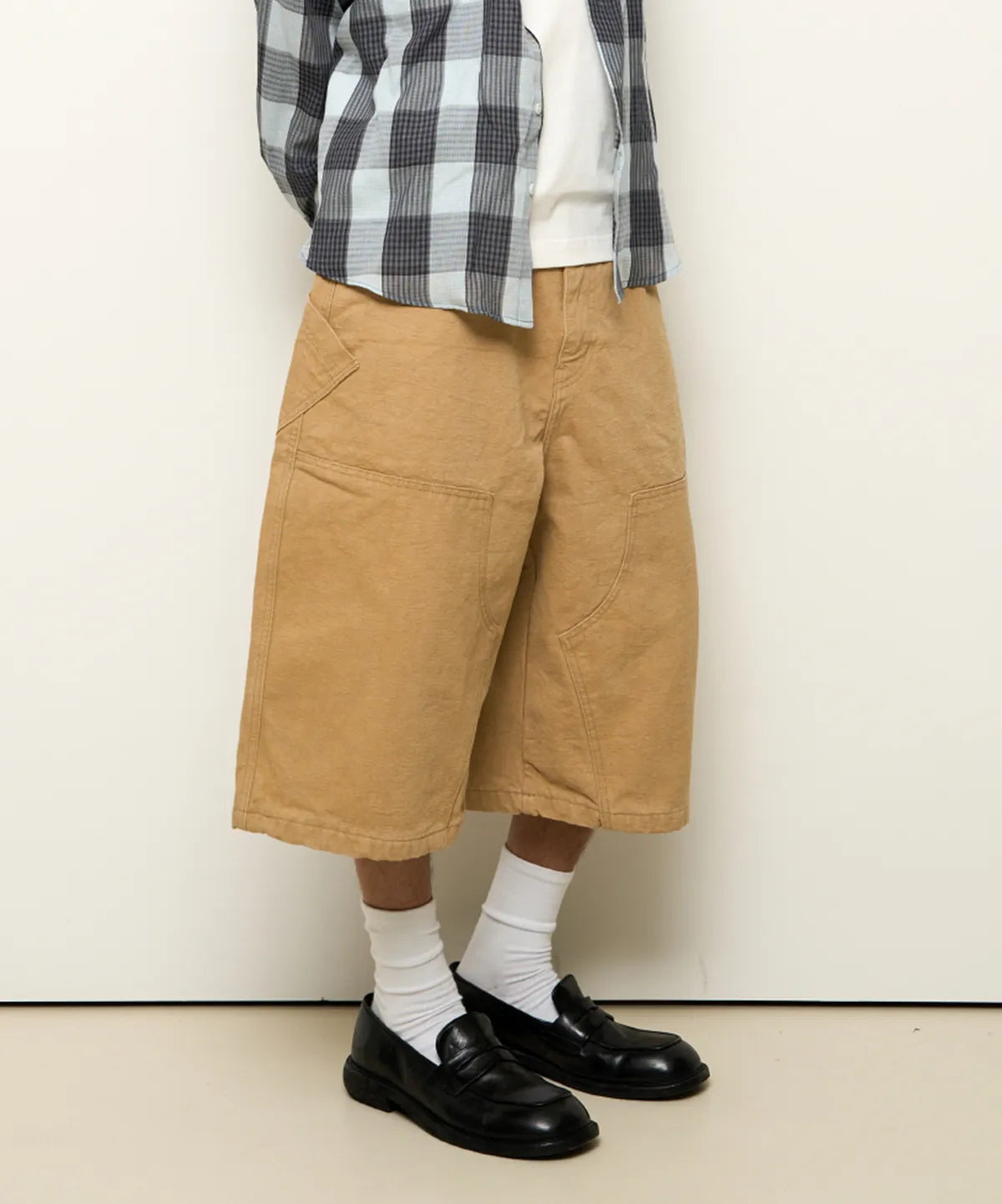 Double Knee Bermuda Pants /  Beige