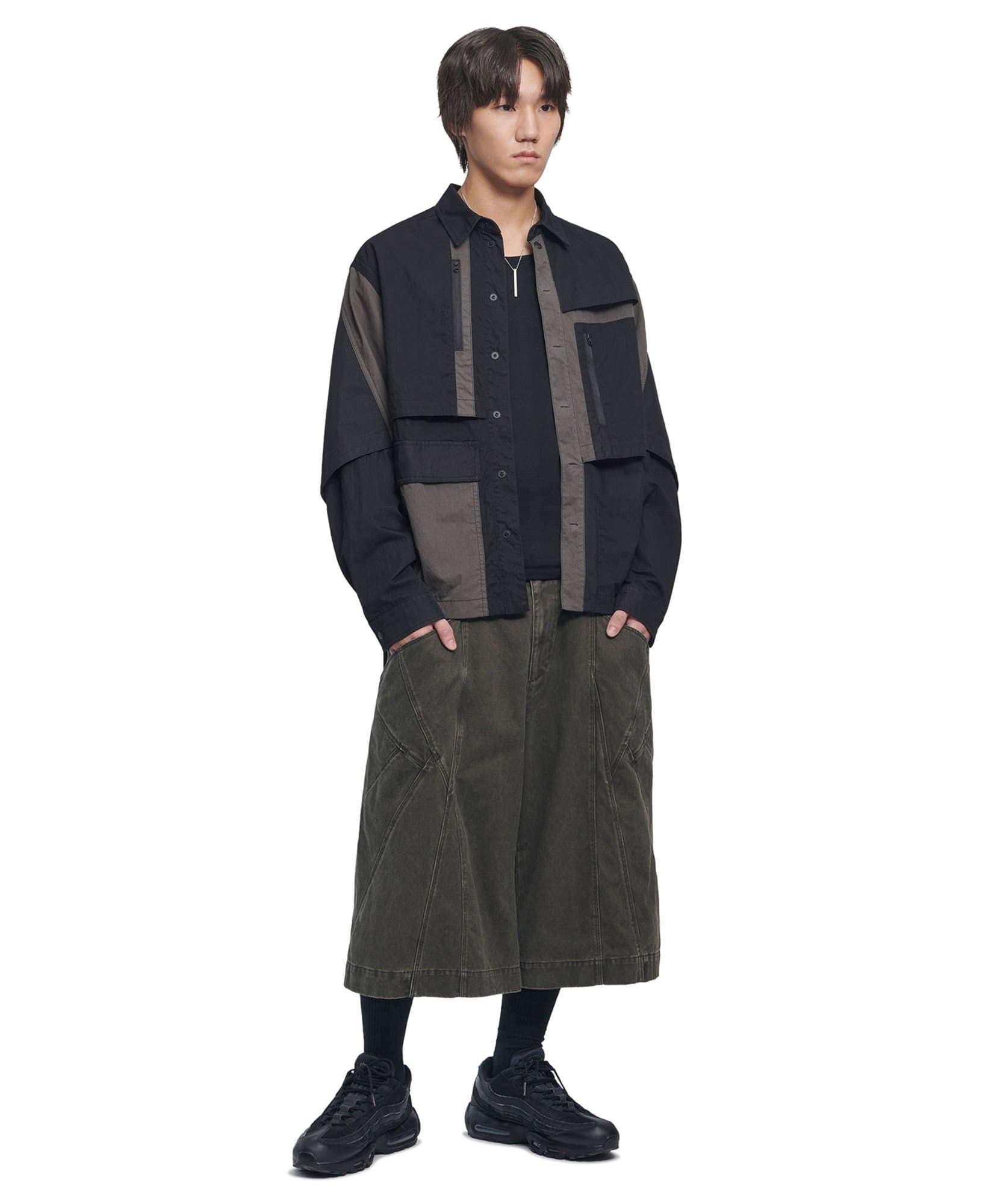 DIAGONAL POCKET BERMUDA PANTS / 2 COLOR