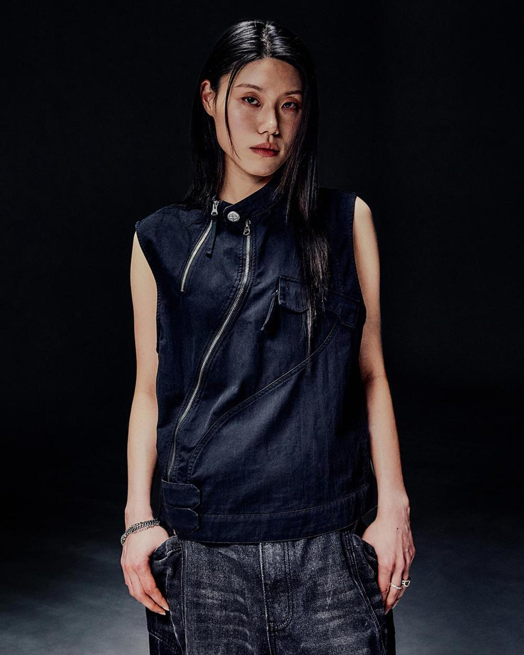 CURVED VEST / 2 COLOR