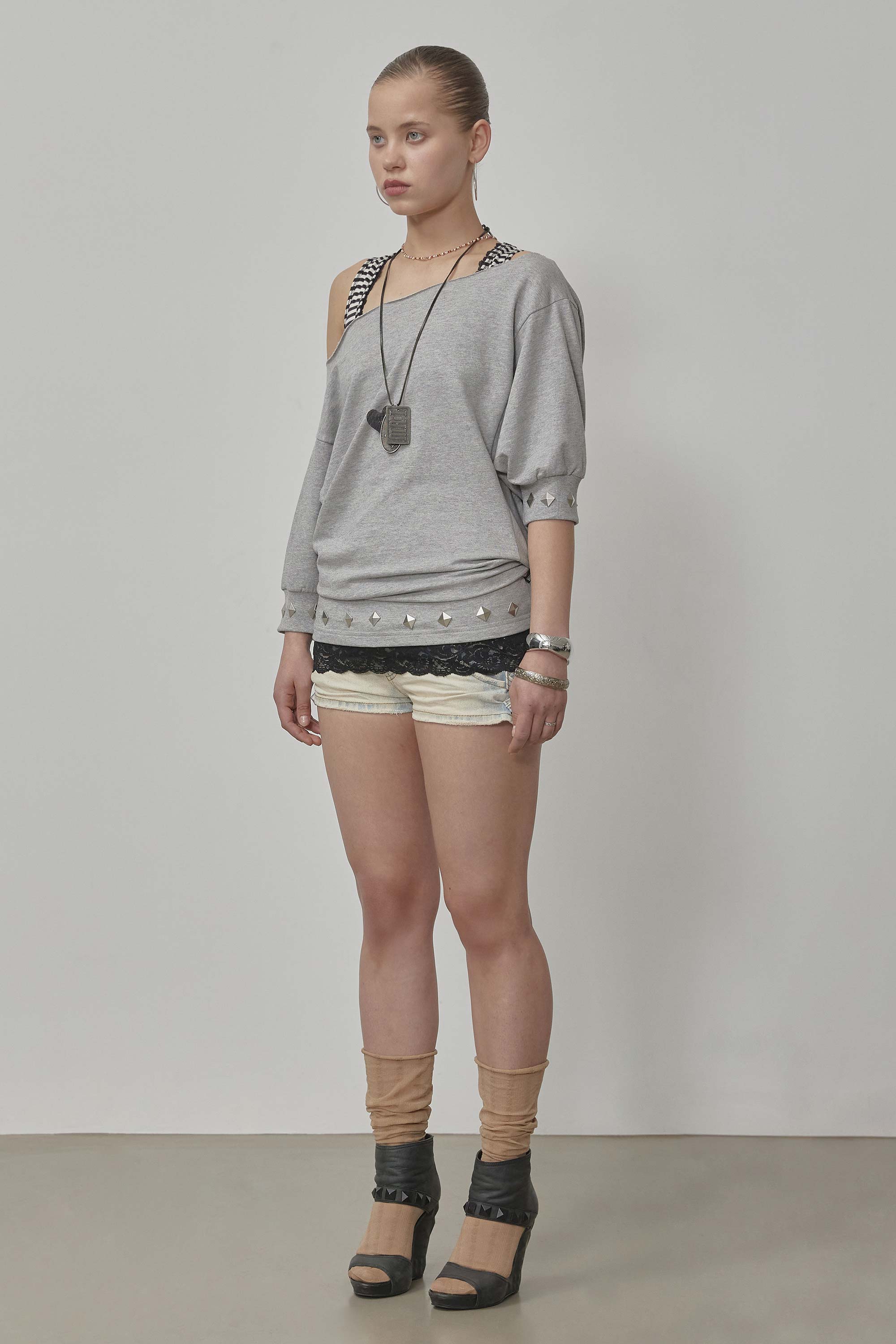 Stud Half Sleeve Sweatshirt Melange Gray