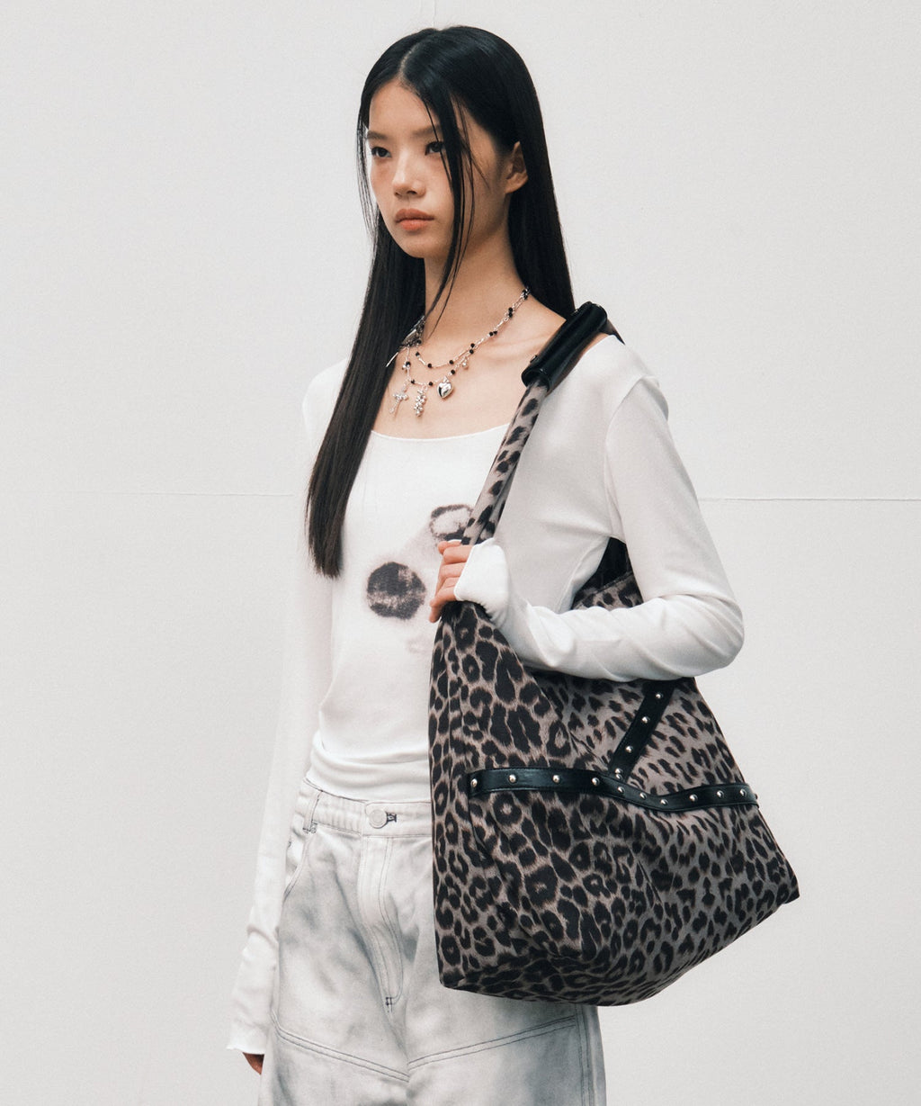 Cruma 크루마_ Leopard Dark Gray