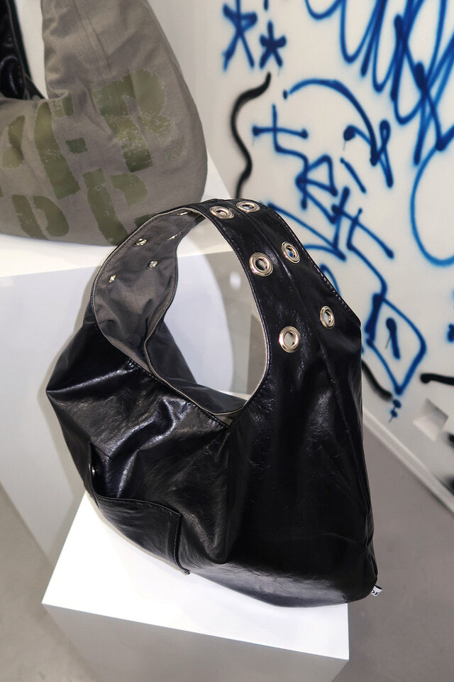 EYELET LEATHER BAG - LARGE (BLACK)