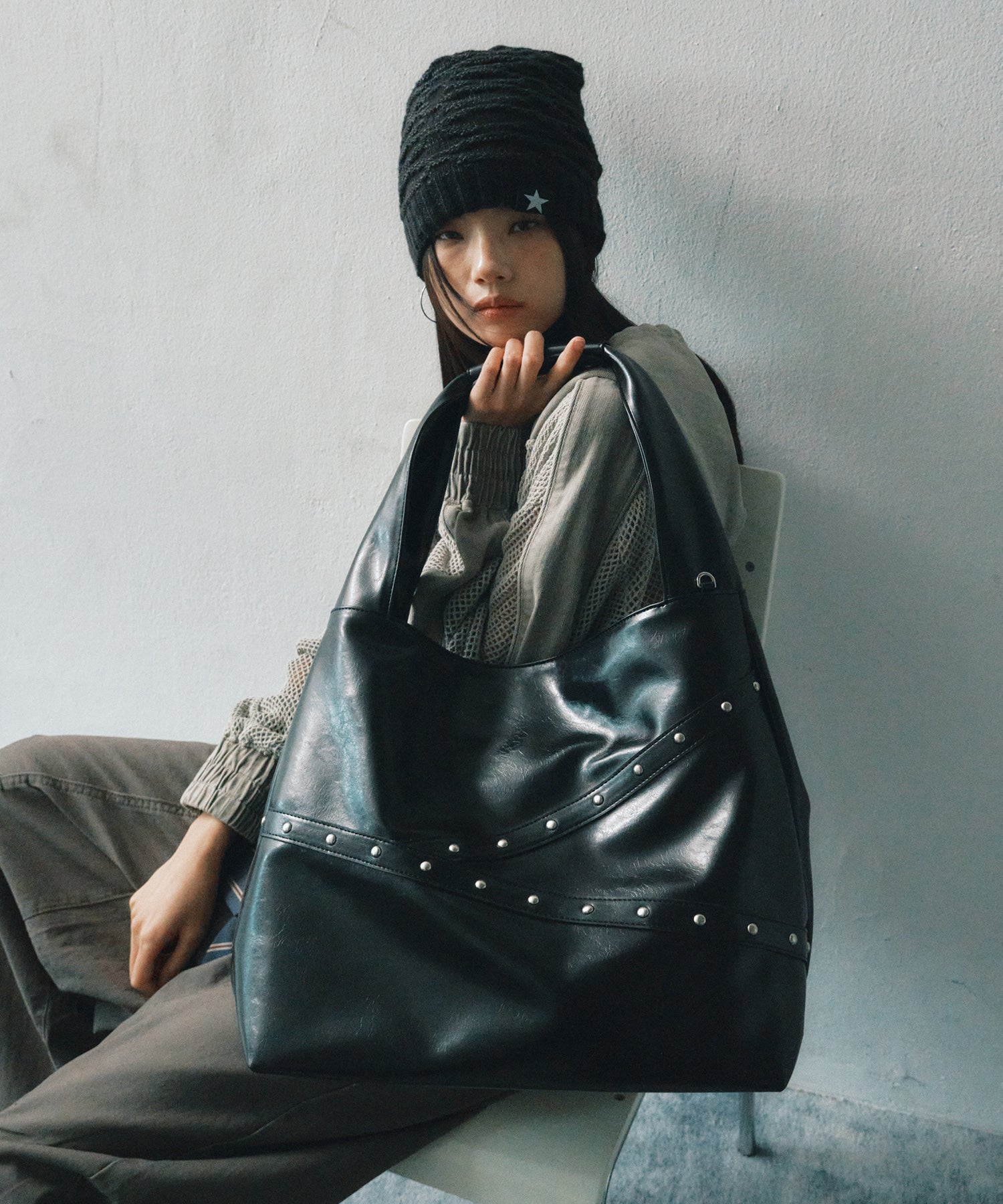 Cruma 크루마_ Black