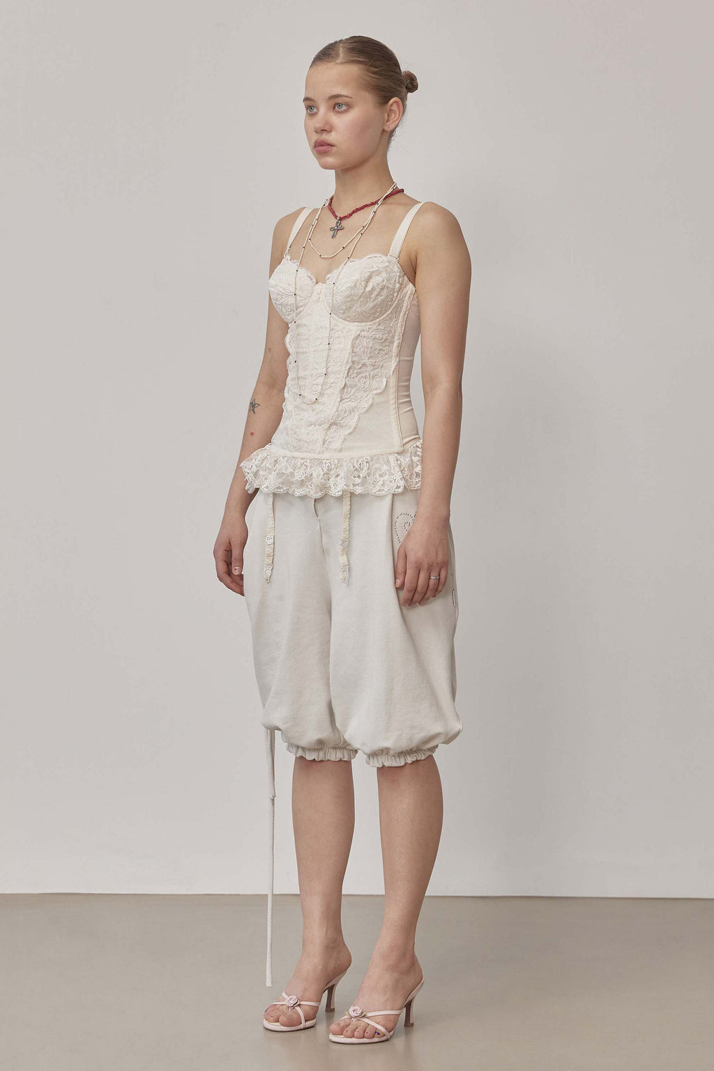 Pumpkin Half Sweatpants Dirty White