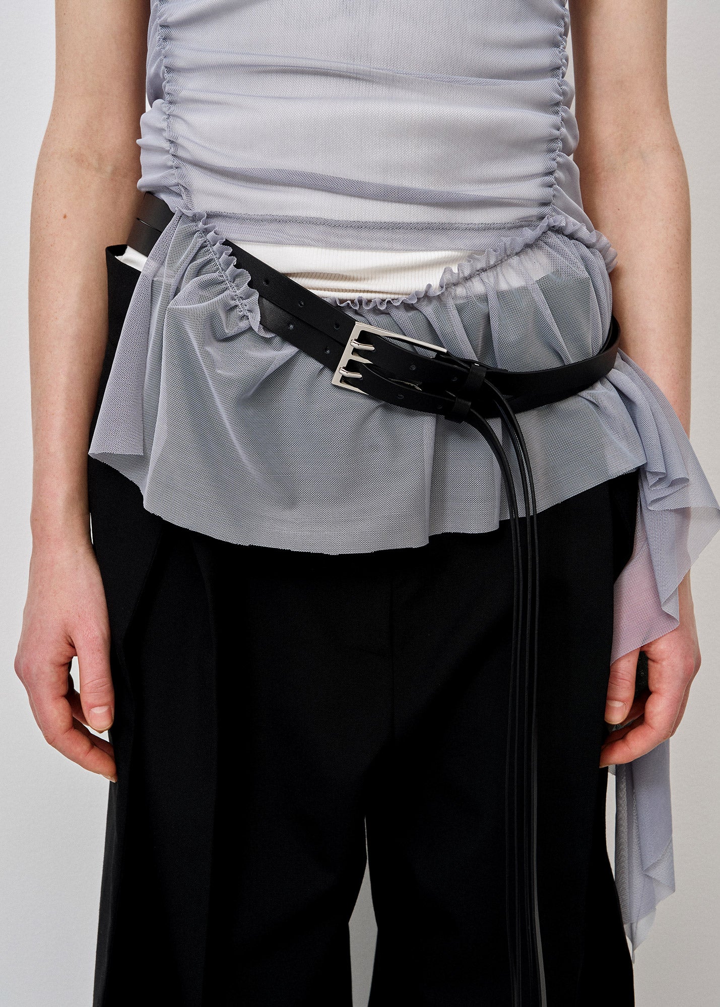 MESH FRILL SLEEVELESS TOP