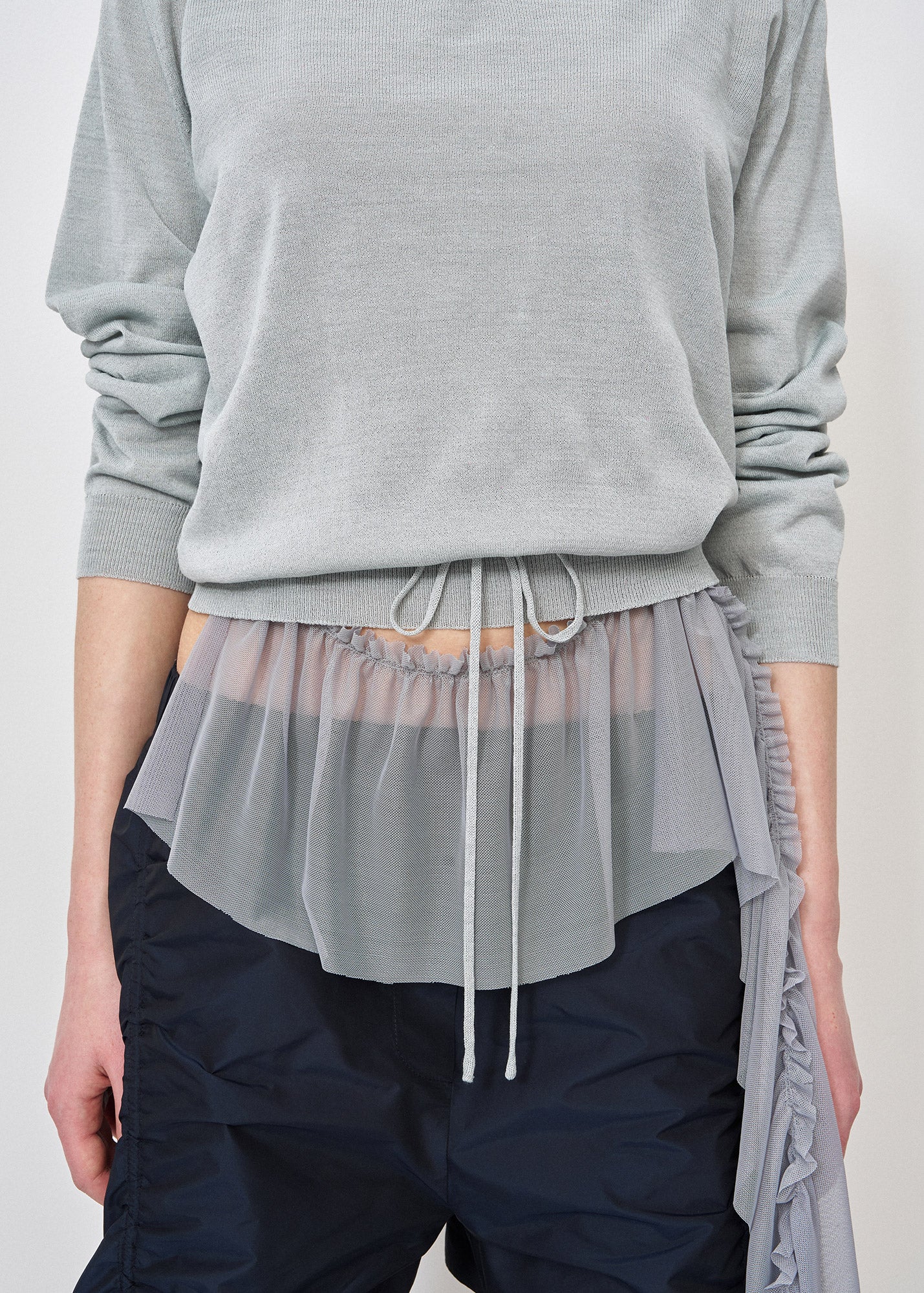 MESH FRILL SLEEVELESS TOP