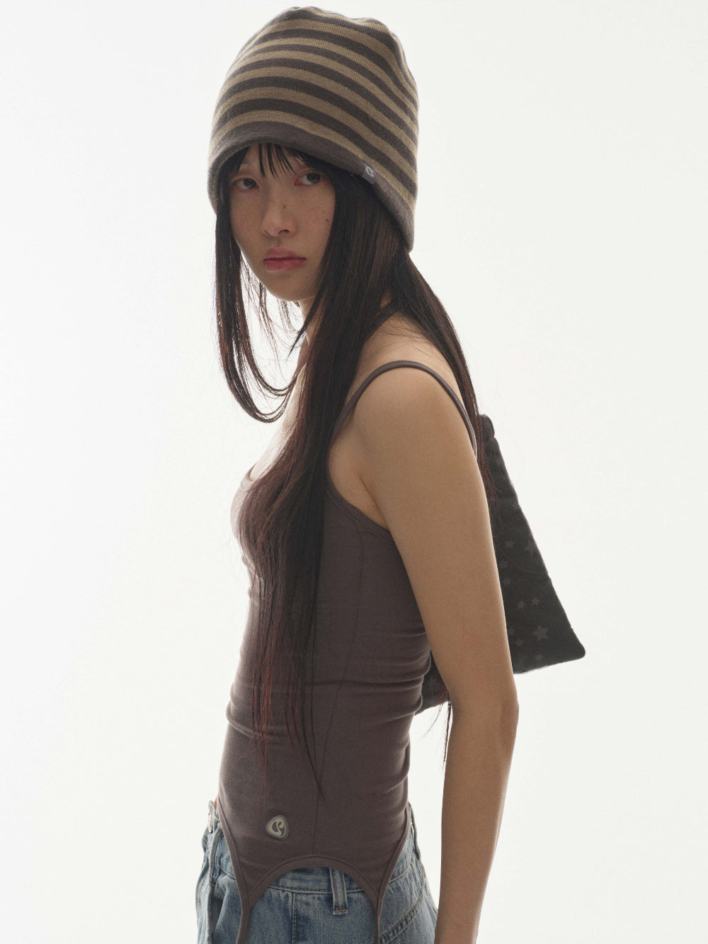 HALTER STRAP SLEEVELESS CHARCOAL