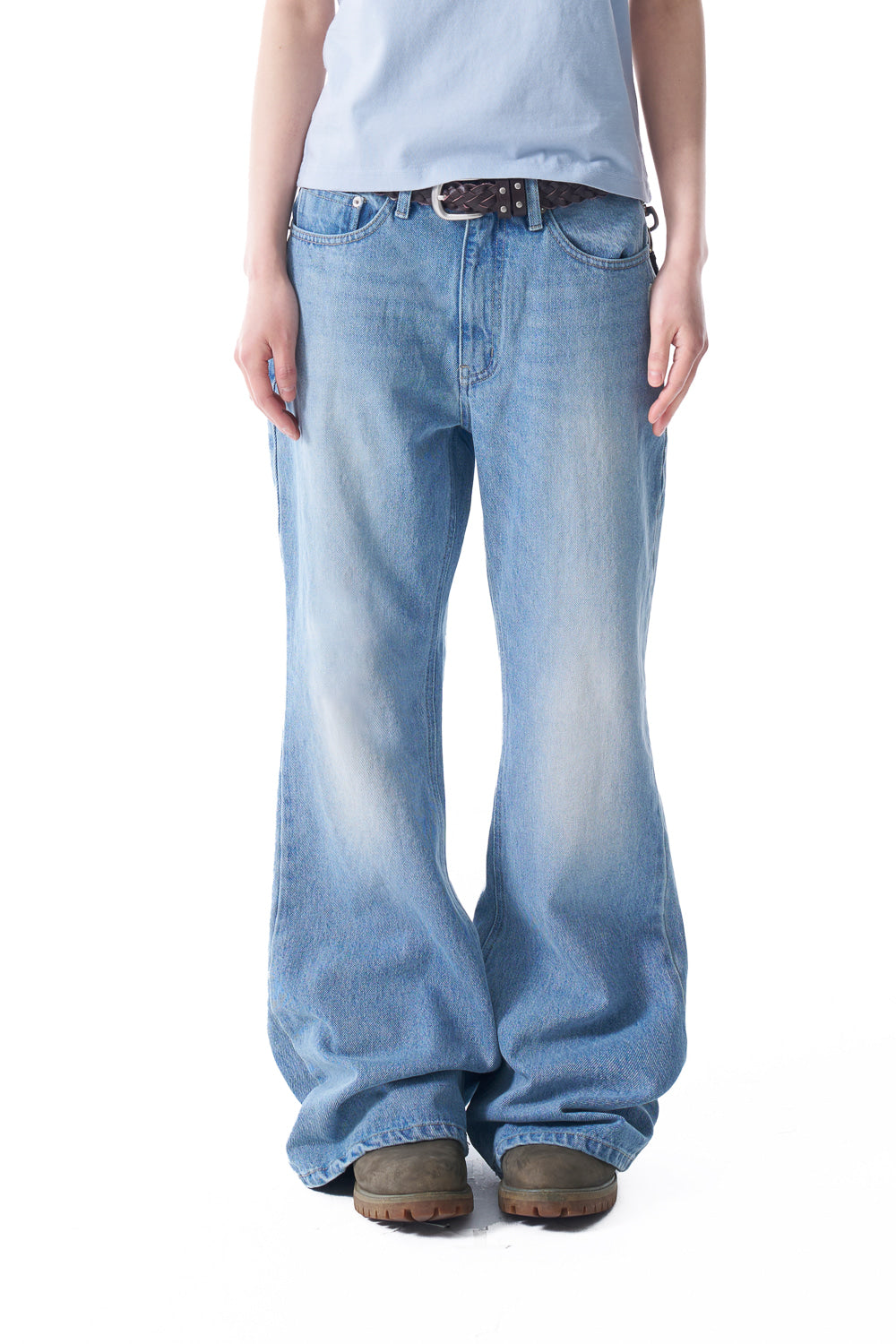Washed Flare Denim Pants (Blue)