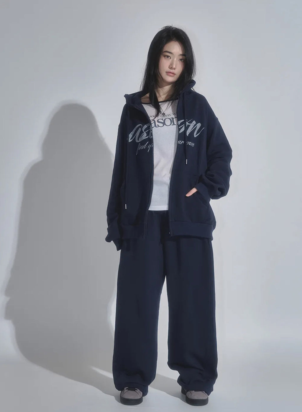 LOOSE TRAINING PANTS - NAVY