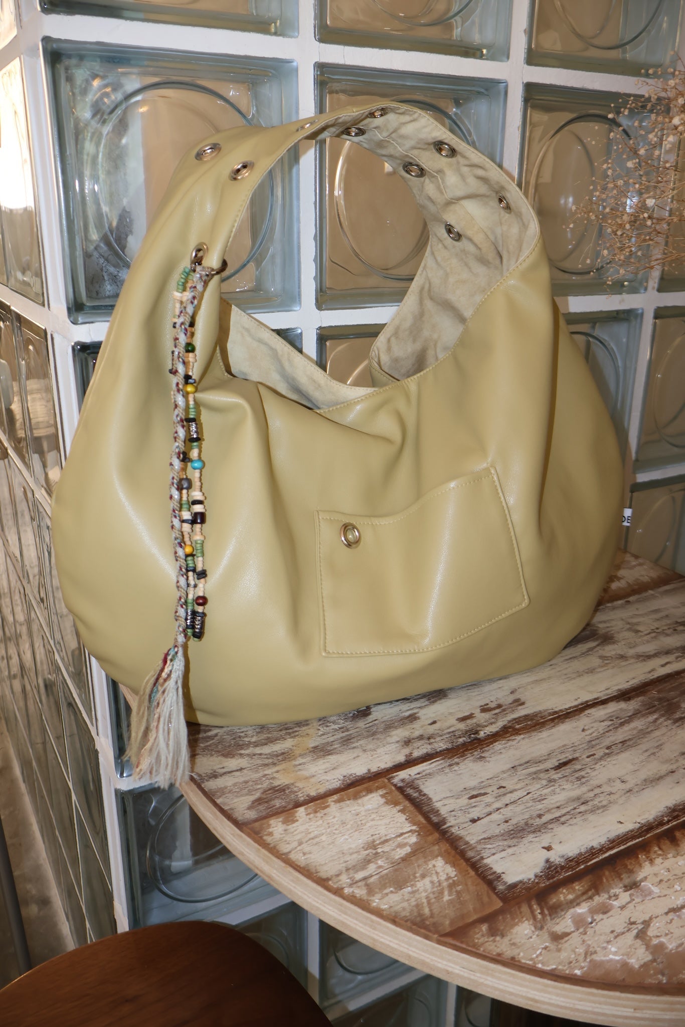 EYELET LEATHER BAG - LARGE (BUTTER)