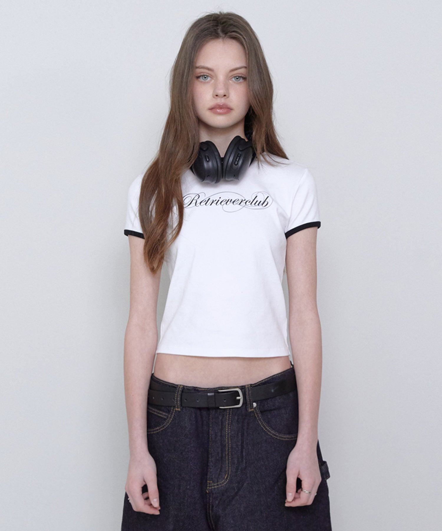 WAVE SCRIPT CROP TEE WHITE