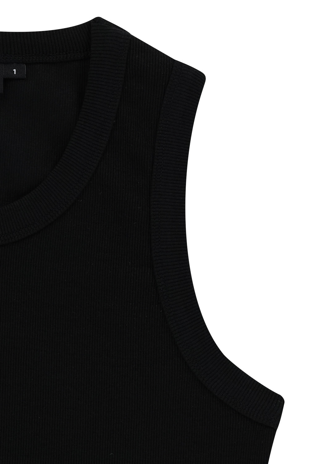 AKM CROS2 Sleeveless (Black)