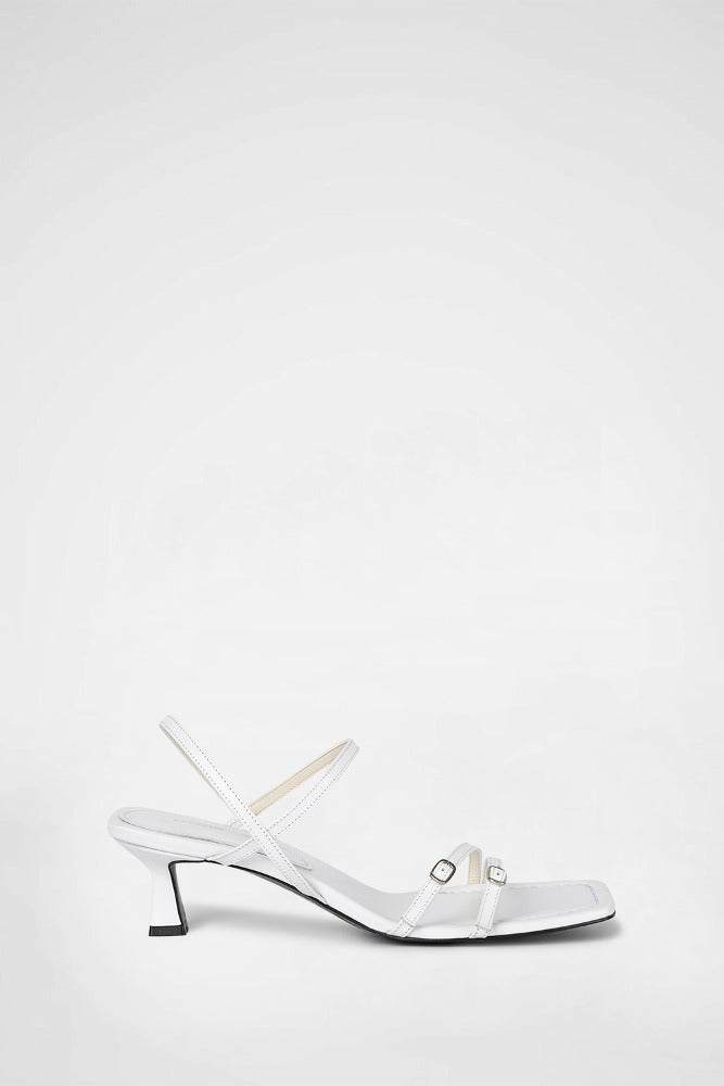 SLICK BASIC SANDALS / WHITE