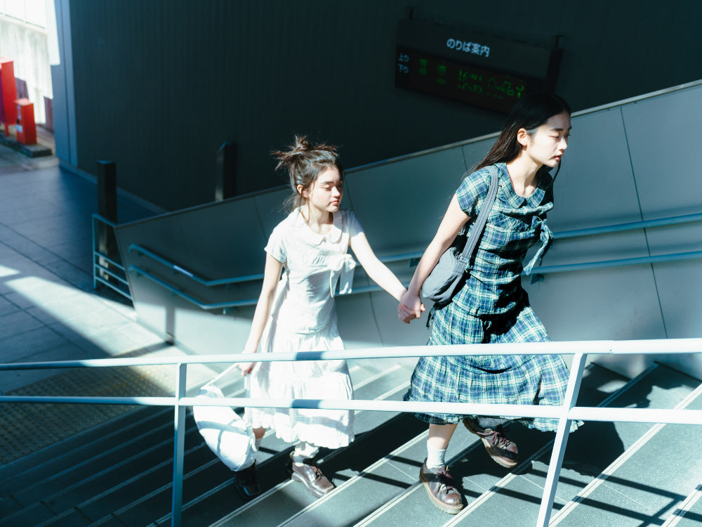 SHIRRING MIDI SKIRT CHECK