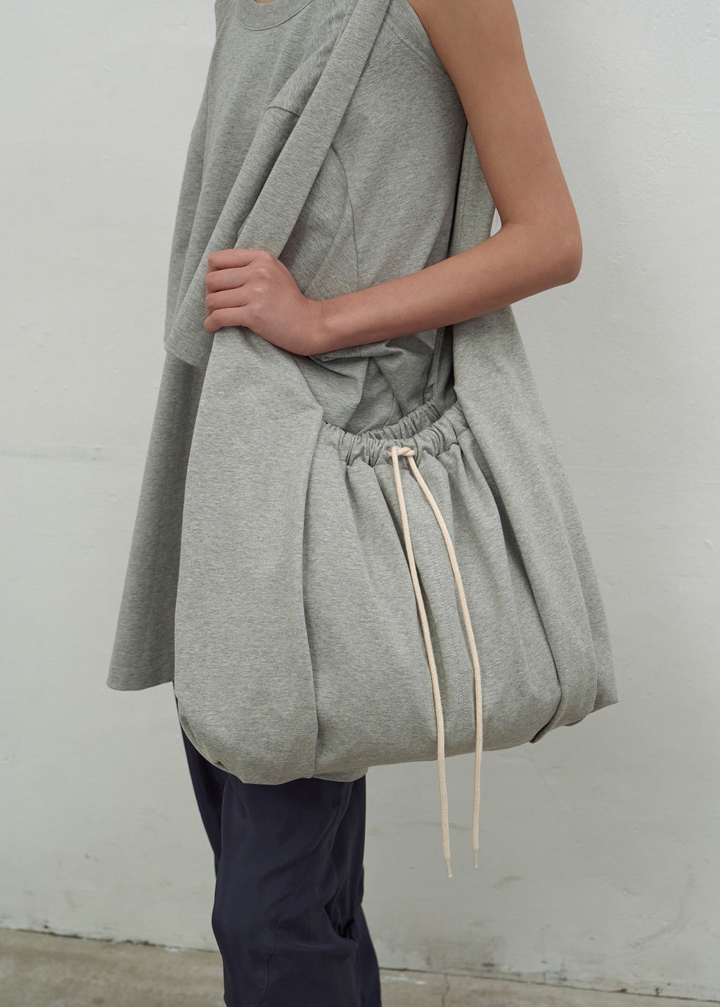KNOT DETAIL SHOULDER BAG (GREY)