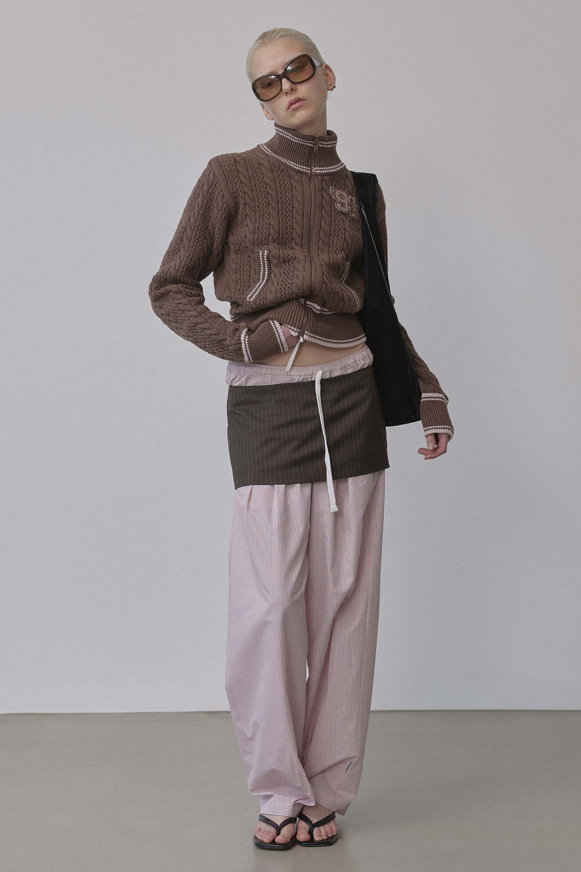 Knitted Cable Track Zip-Up Brown/Pink