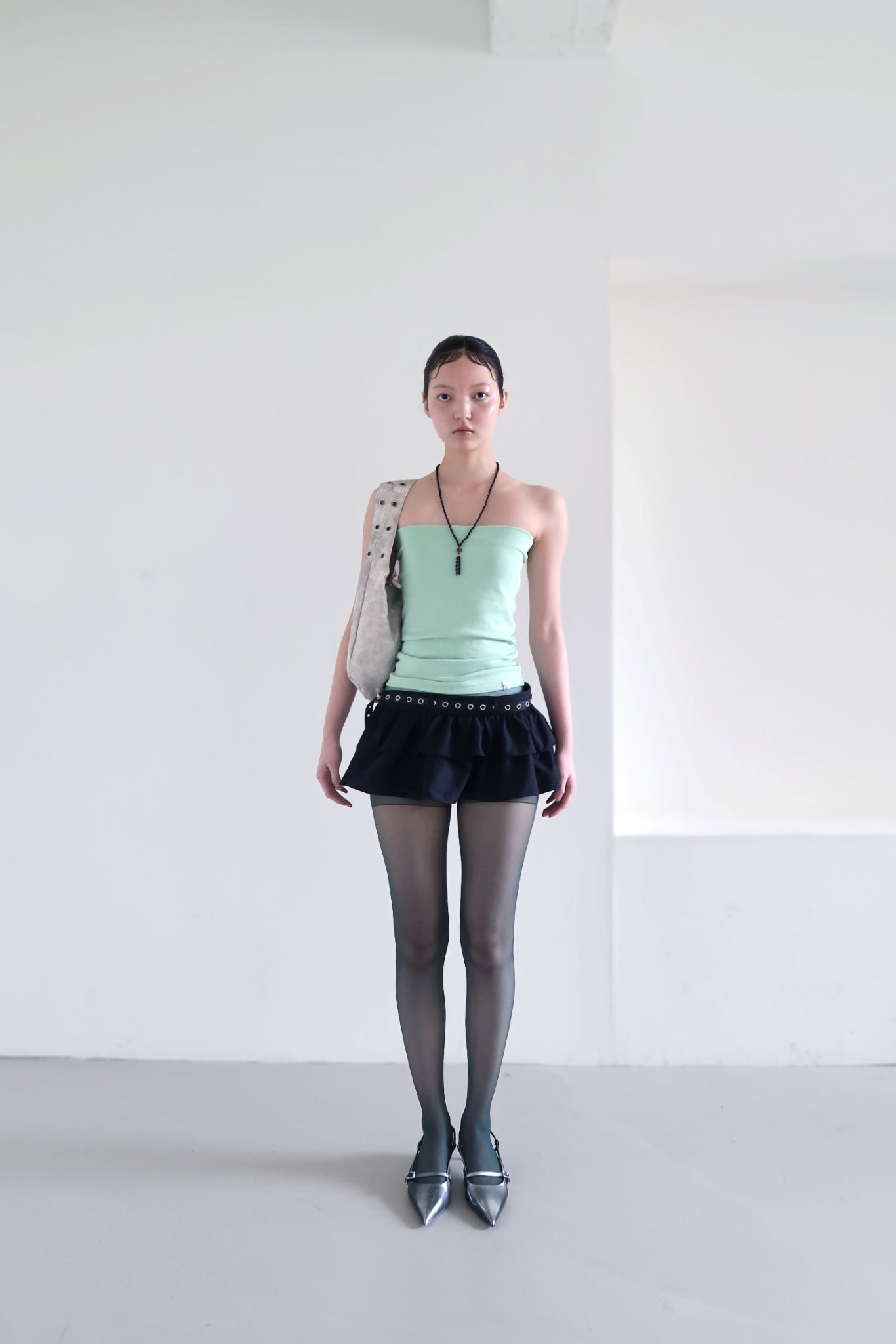 FRILL LAP SKIRT (BLACK)