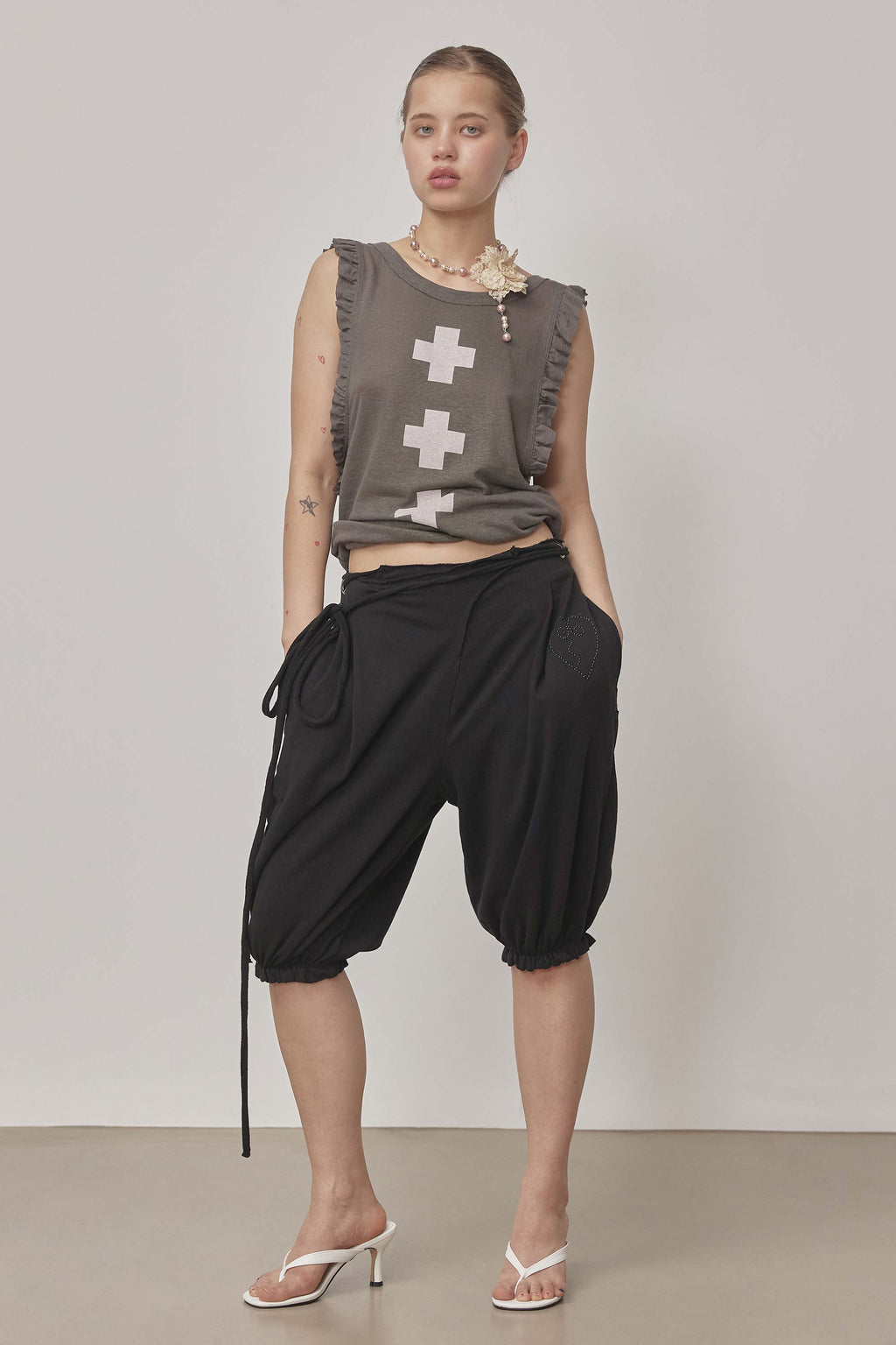 Pumpkin Half Sweatpants Black