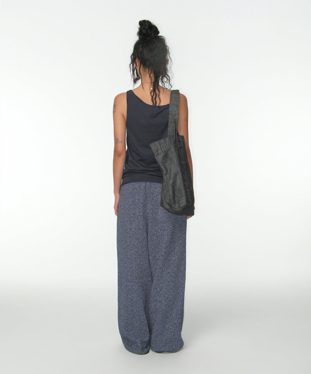 TWISTED SLEEVELESS DARK NAVY