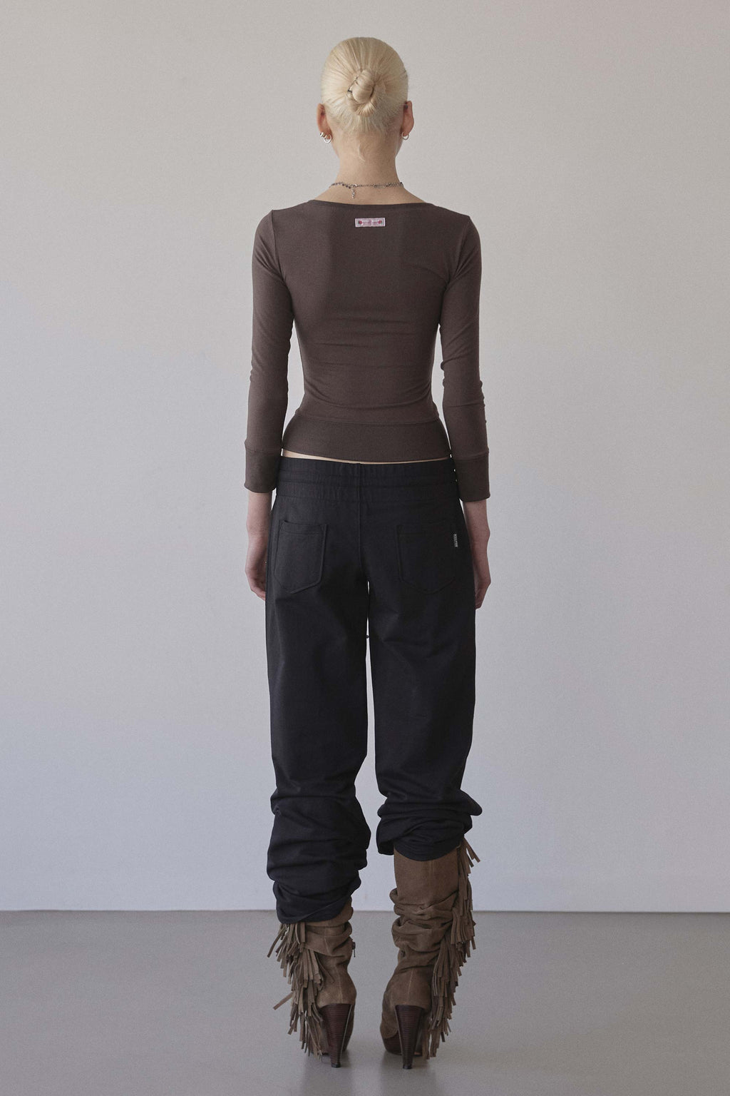 Cottage Button Henley Brown