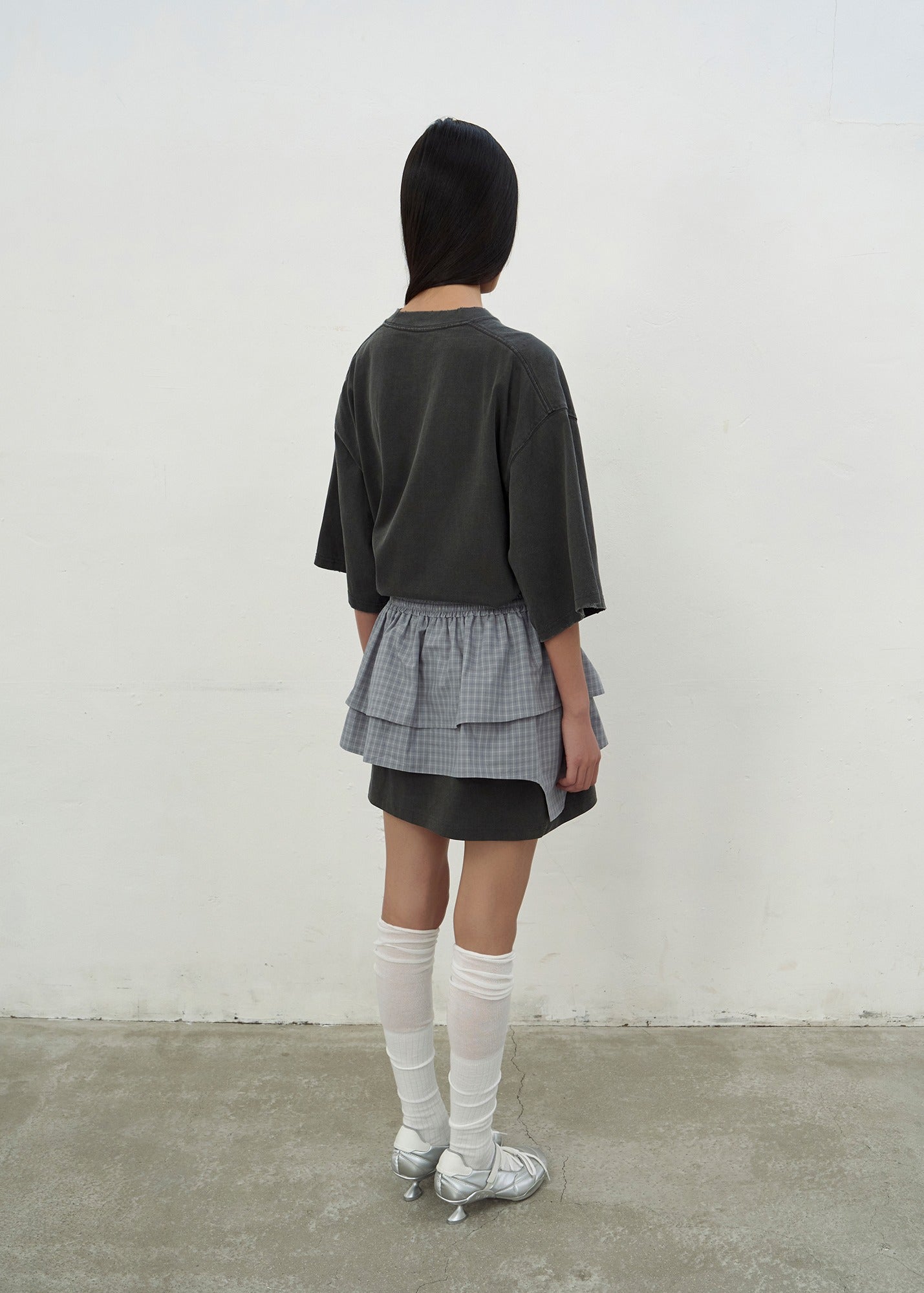 CHECKED FRILL MINI SKIRT (GREY)