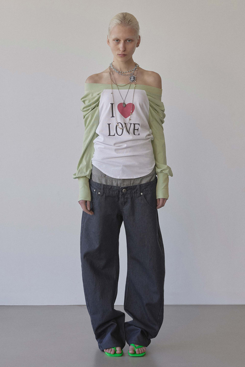 Love Off-Shoulder Tee Apple Green