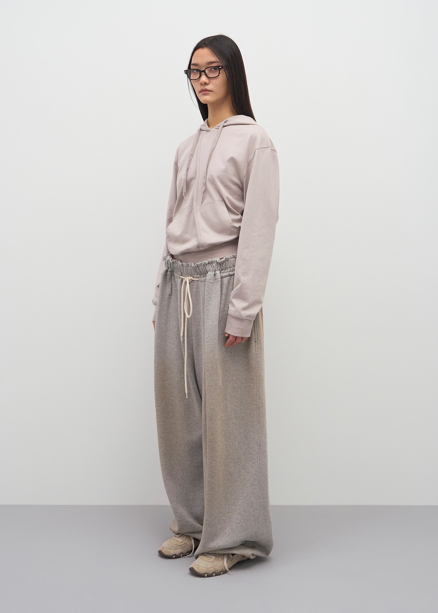 SEAM DETAIL SLIM HOODIE / 3 Color