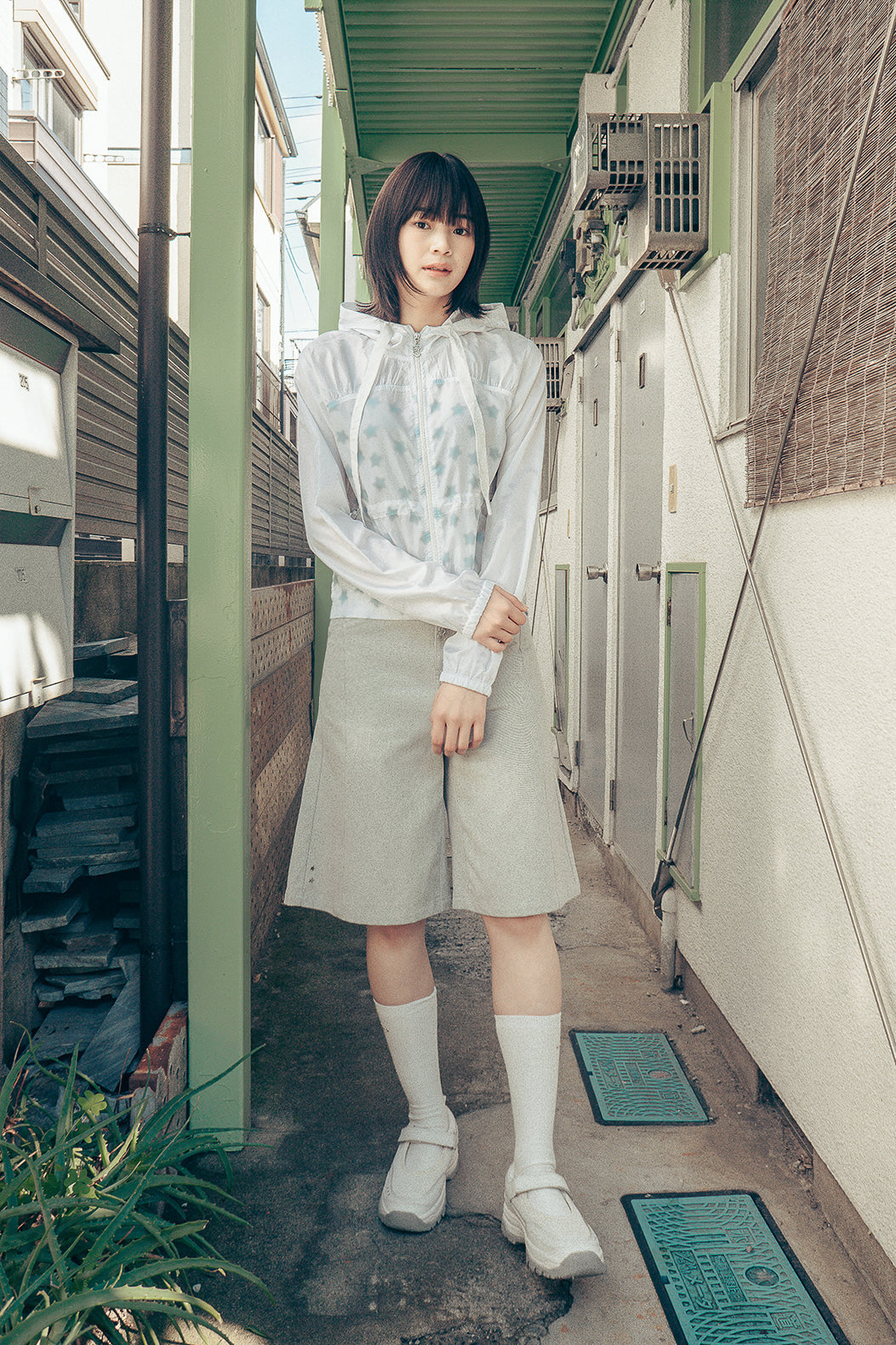 Stardust wind-breaker (White)