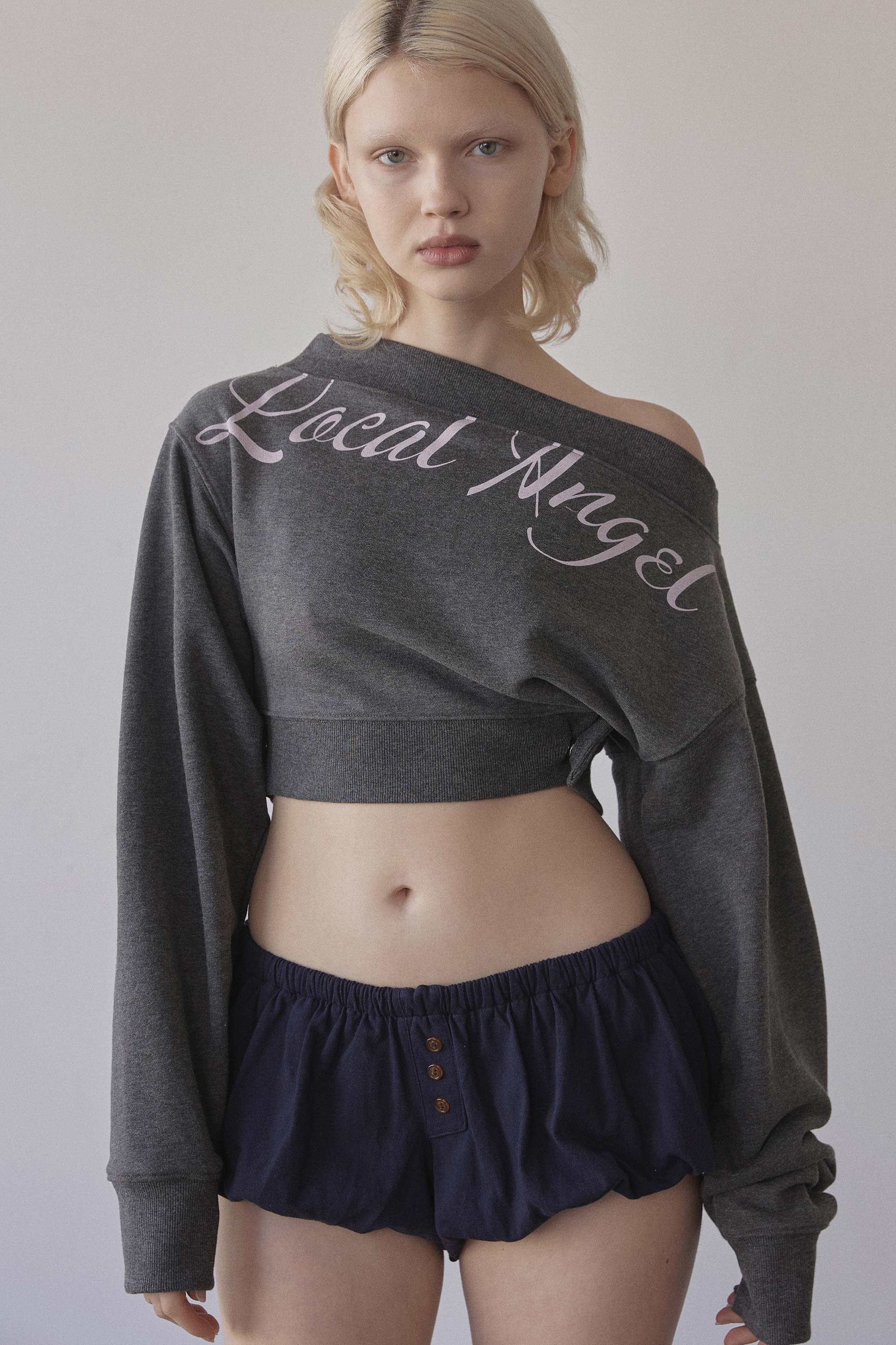 Off-Shoulder Cropped Sweatshirt Charcoal