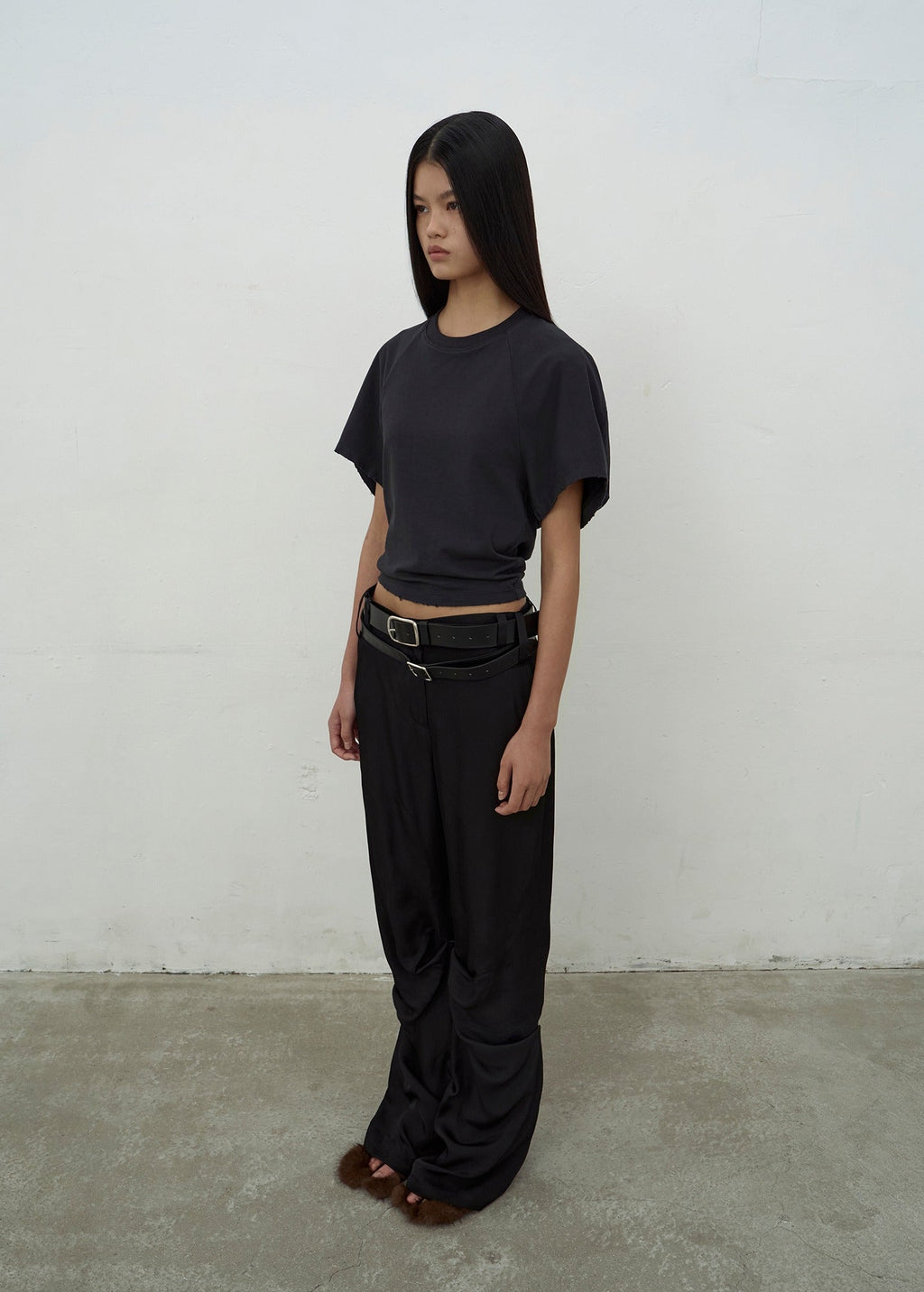 WASHED RAGLAN T-SHIRT (DARK GREY)