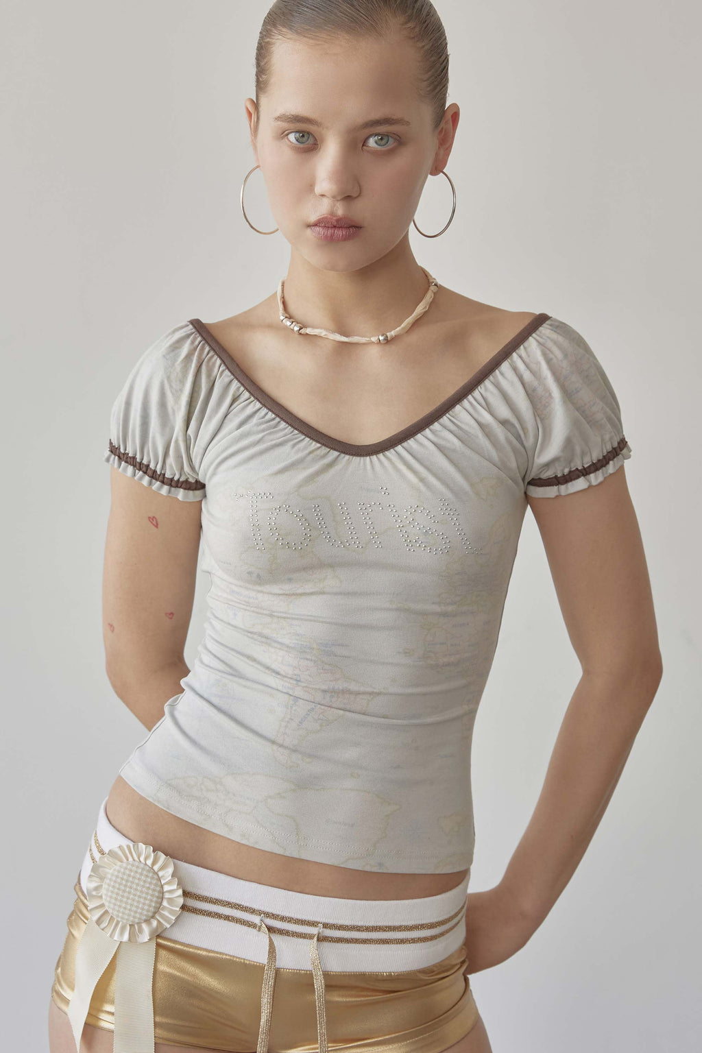 Tourist Scoop Back Tee Raw