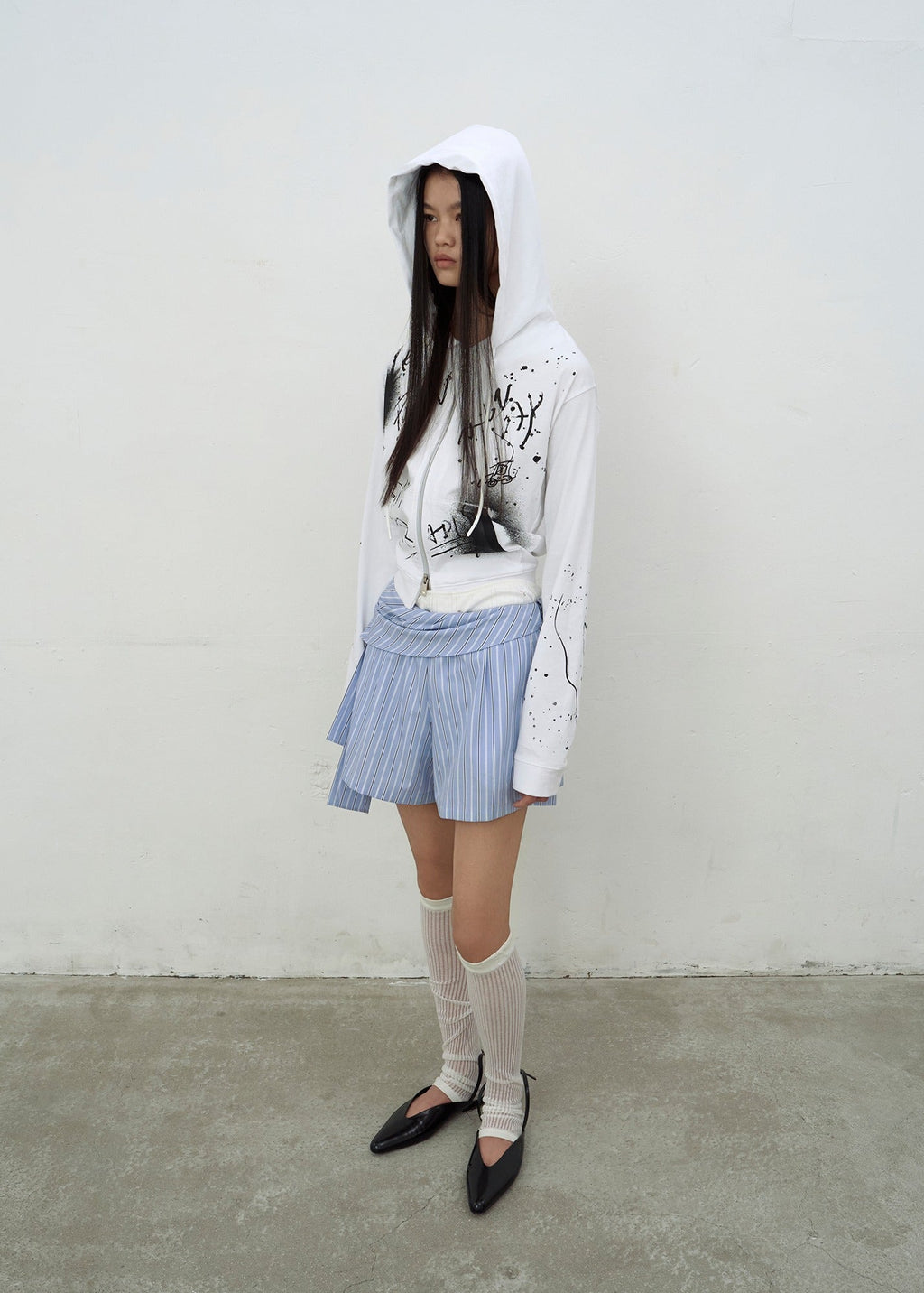 PRINTED HOODIE ZIP-UP (WHITE)