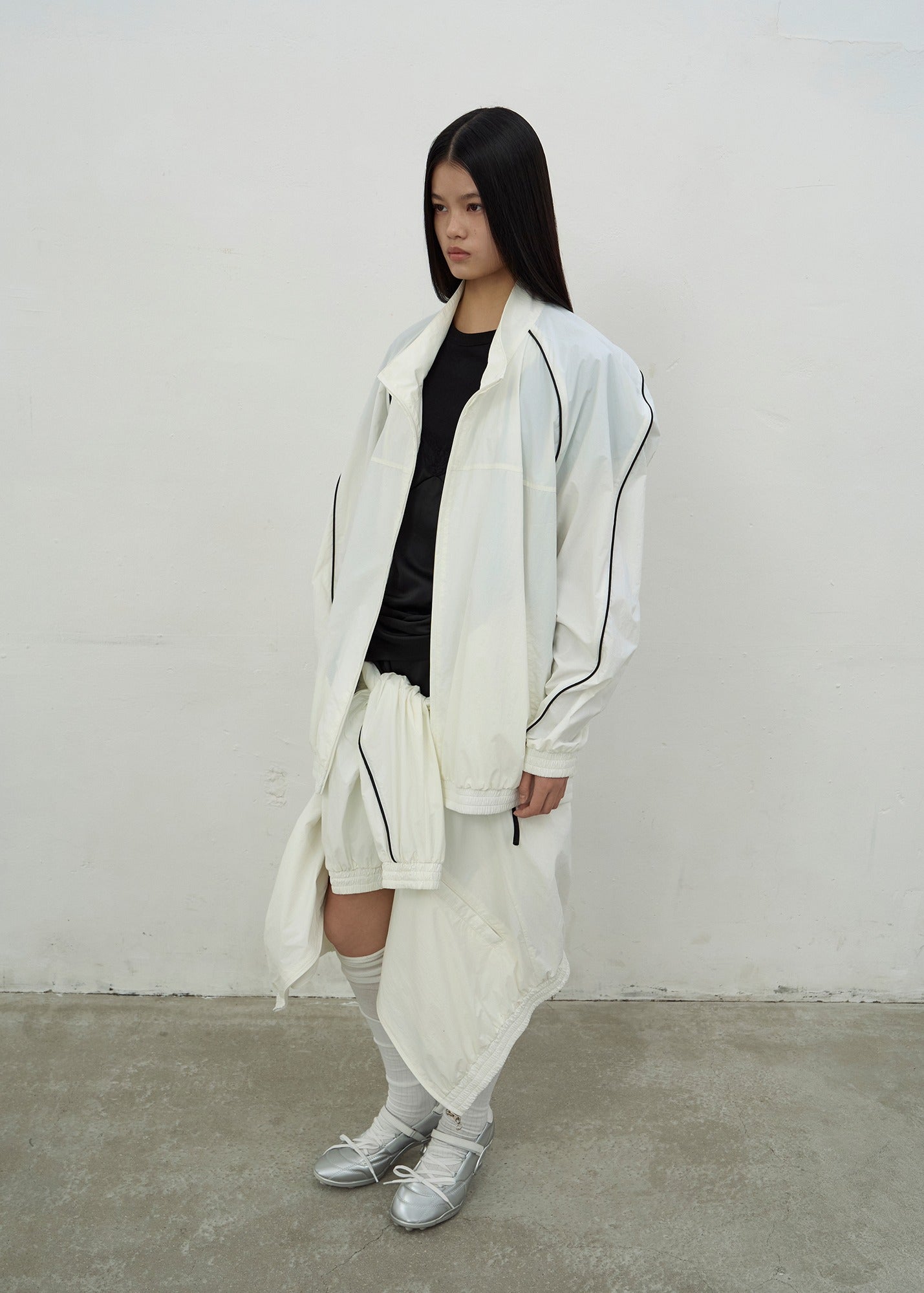 OVERSIZED TRACK JACKET (WHITE)