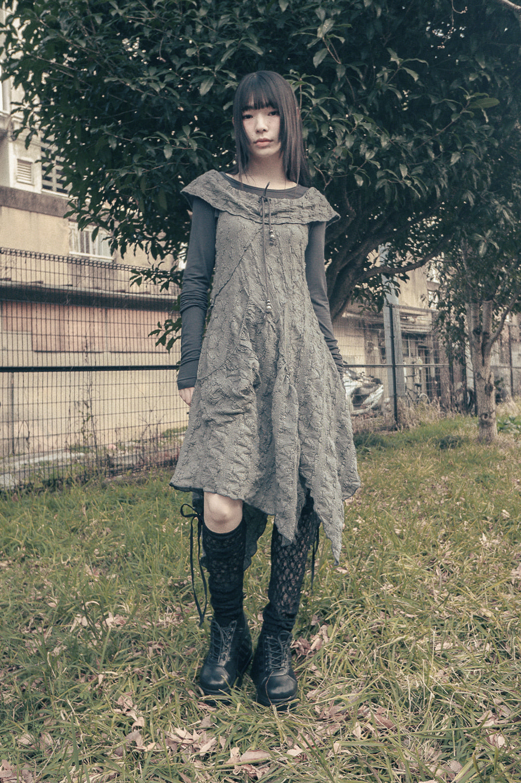 Draw-string off-shoulder dress (Charcoal)