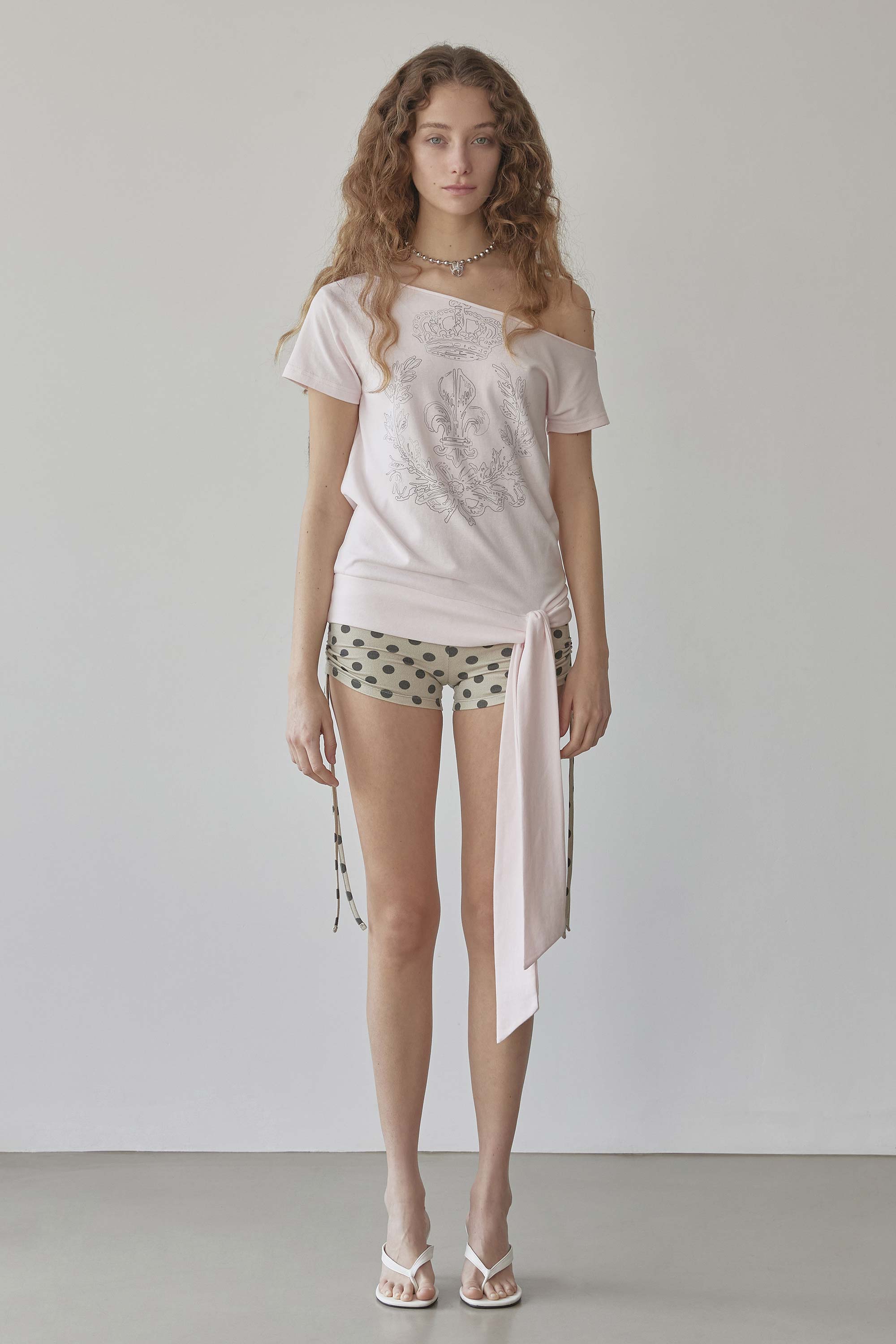 Chateau Shithole Tie Tee Pale Pink