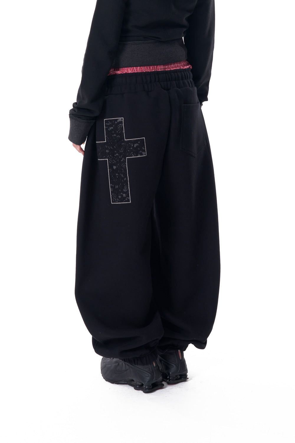 Laced CROS2 Patch Sweatpants (Black)