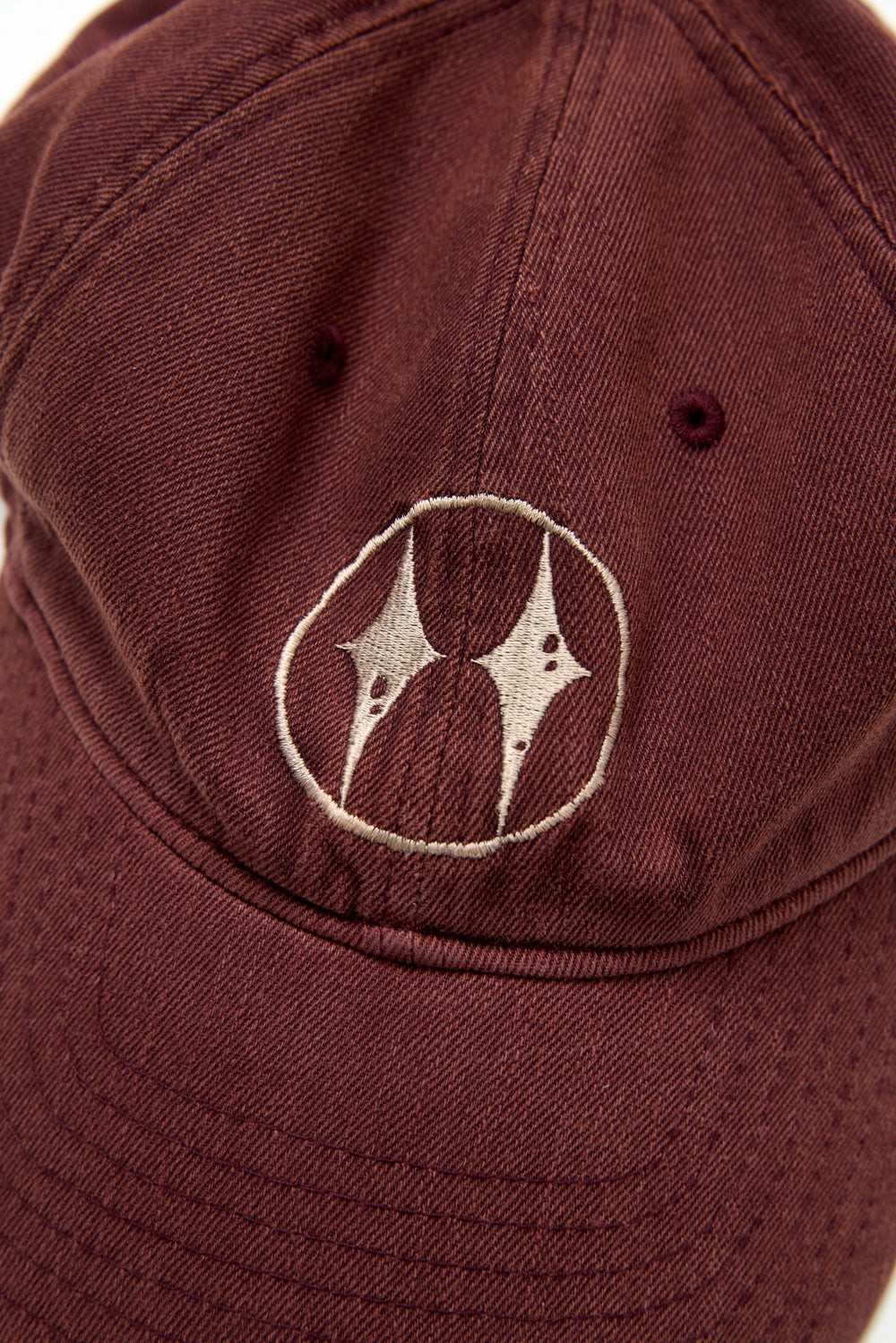 Twinkle H Cap Bleached Red