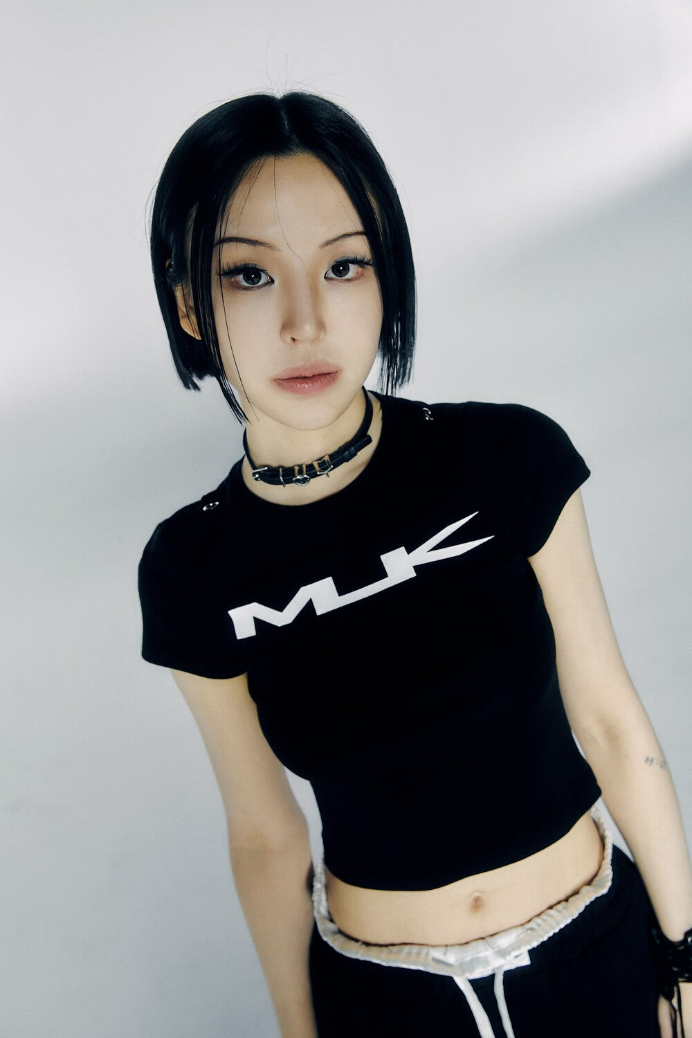 Worn by Aespa Giselle MLK LOGO RIBBON T-SHIRT / 2 COLOR