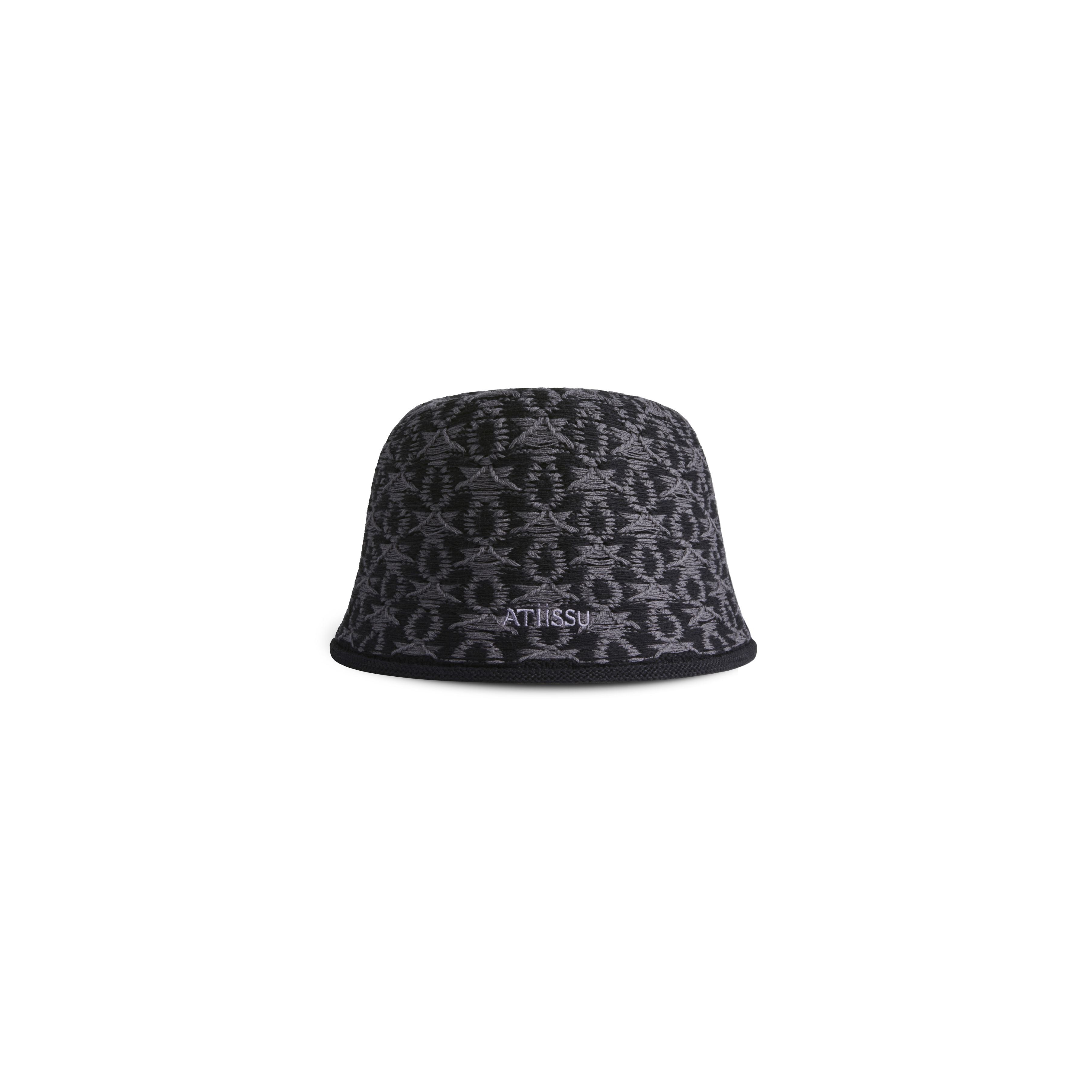 Holly's bucket hat BK
